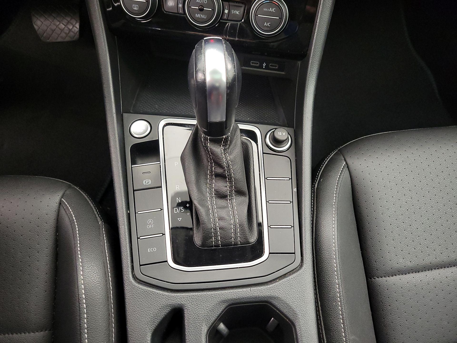 Thumbnail: 2021 Volkswagen Jetta - 17