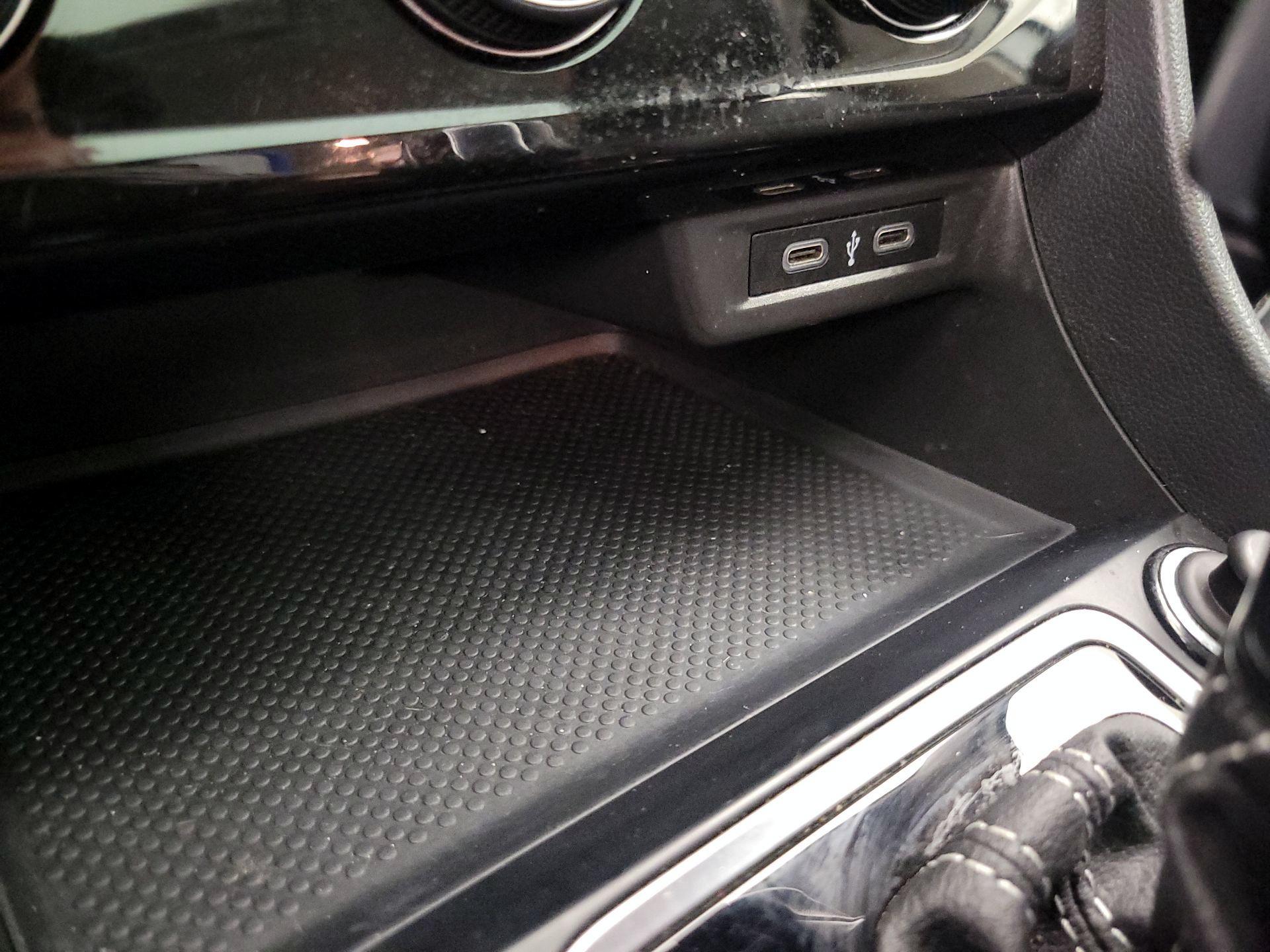 Thumbnail: 2021 Volkswagen Jetta - 18