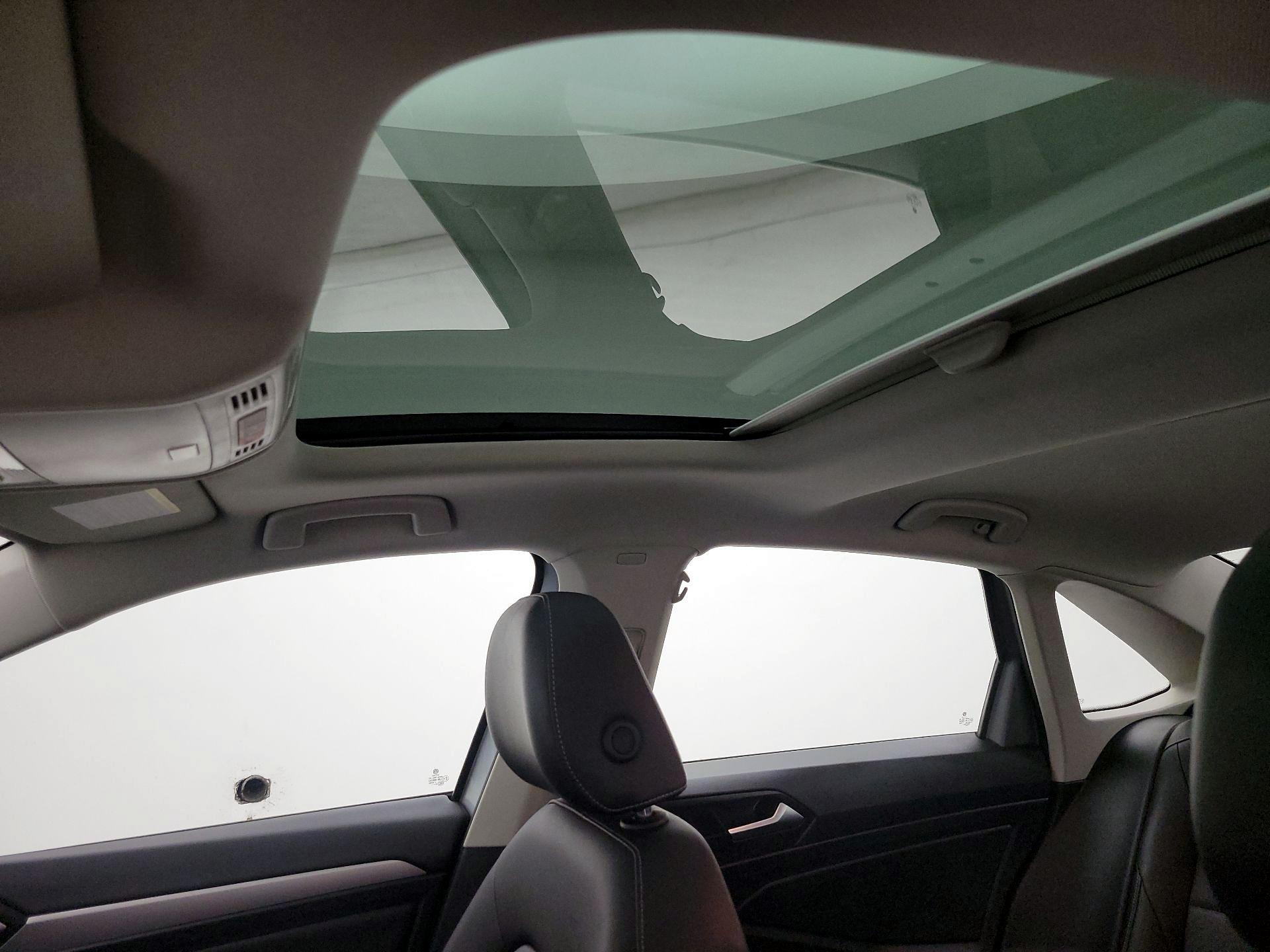 Thumbnail: 2021 Volkswagen Jetta - 19