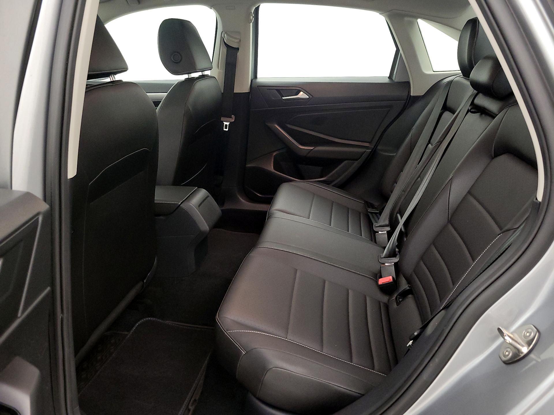 Thumbnail: 2021 Volkswagen Jetta - 20