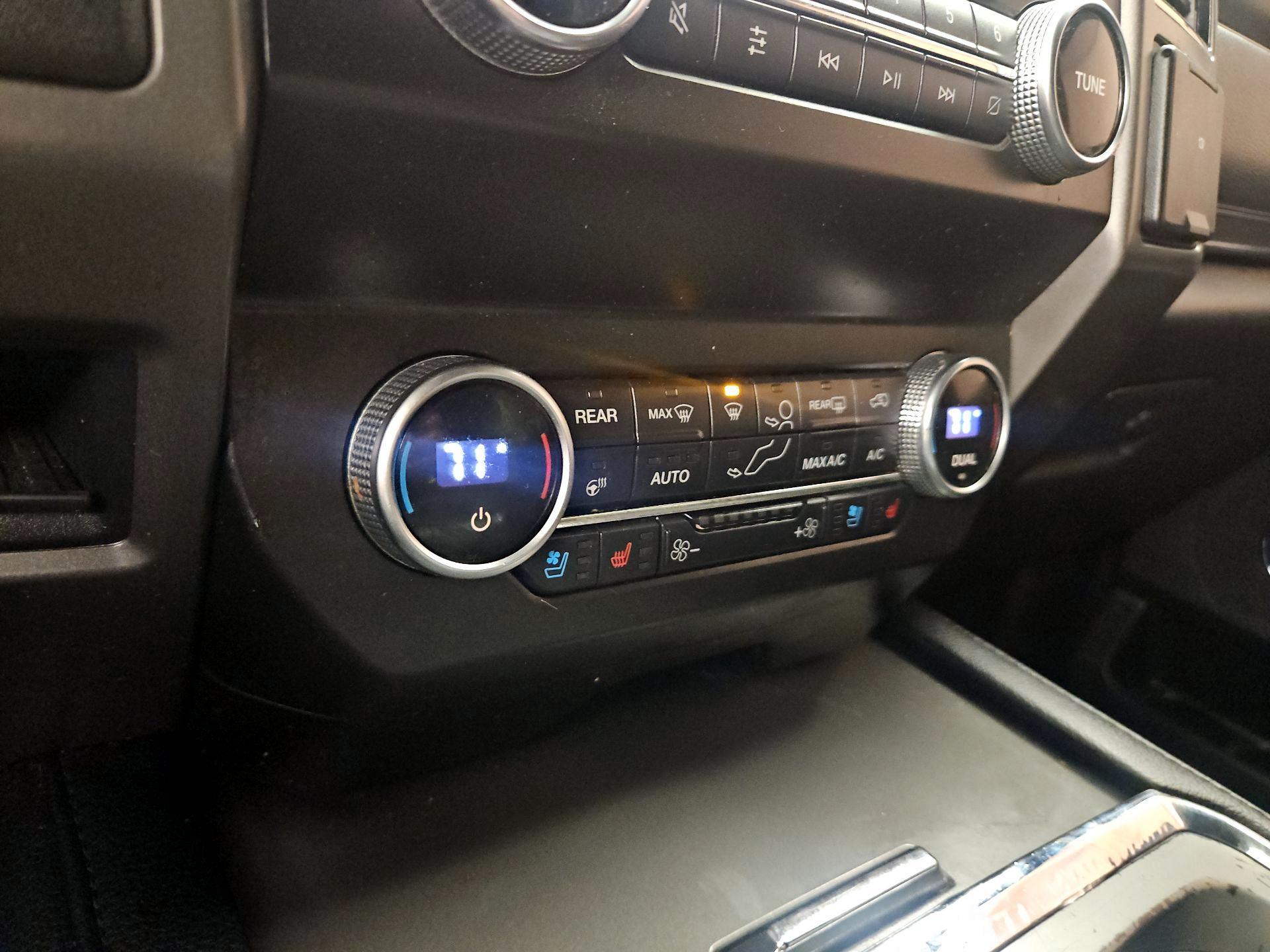 Thumbnail: 2021 Ford Expedition - 15