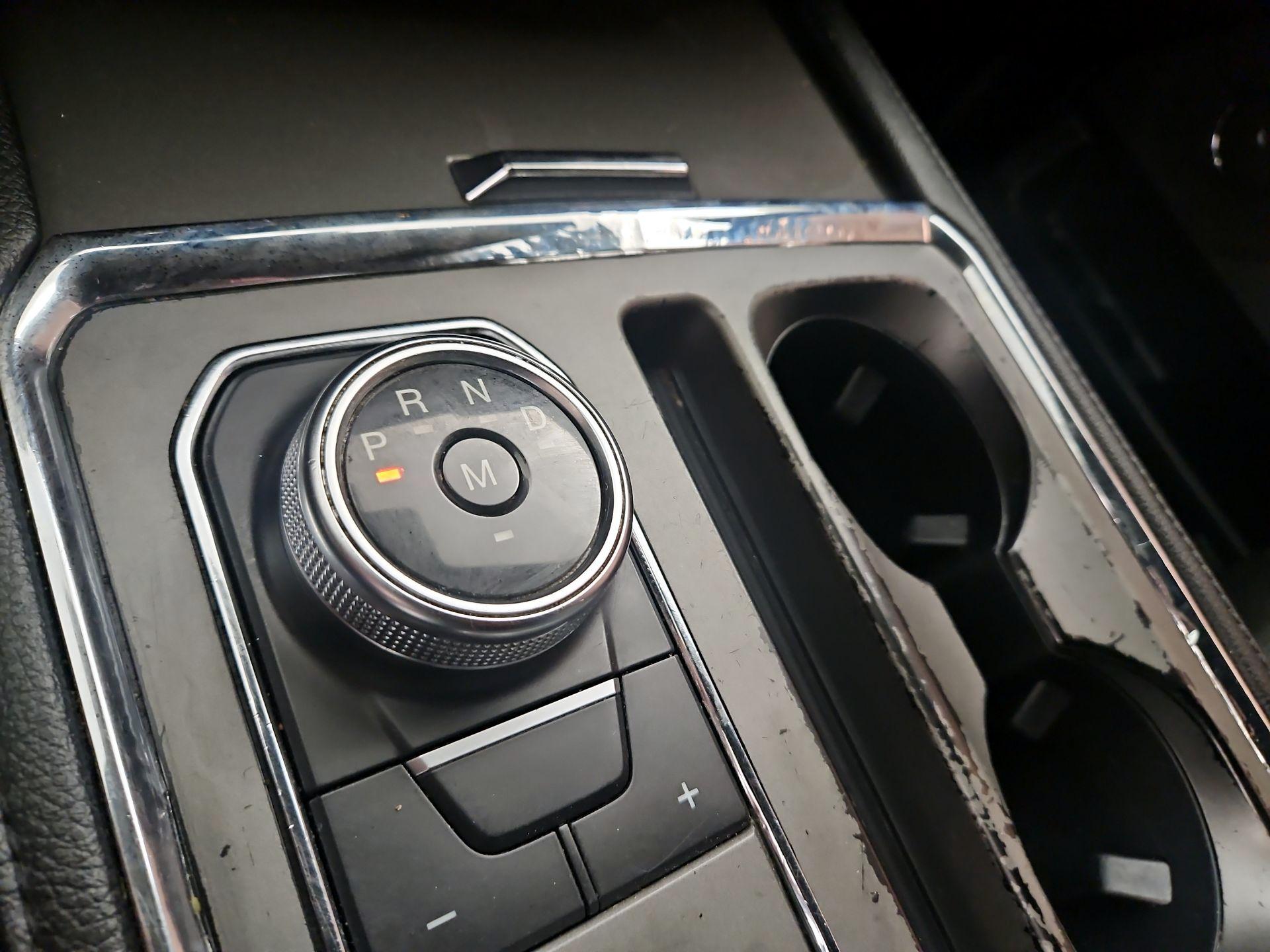 Thumbnail: 2021 Ford Expedition - 16