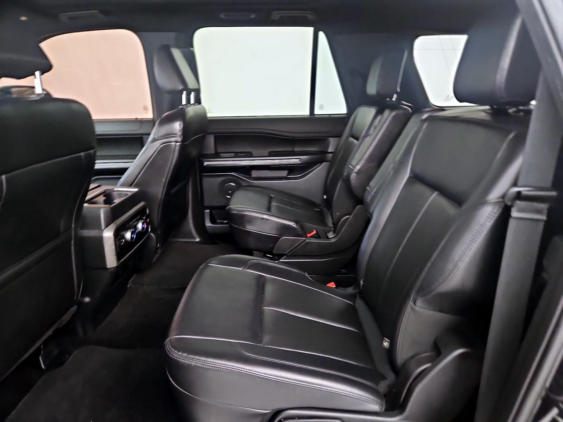 Thumbnail: 2021 Ford Expedition - 17