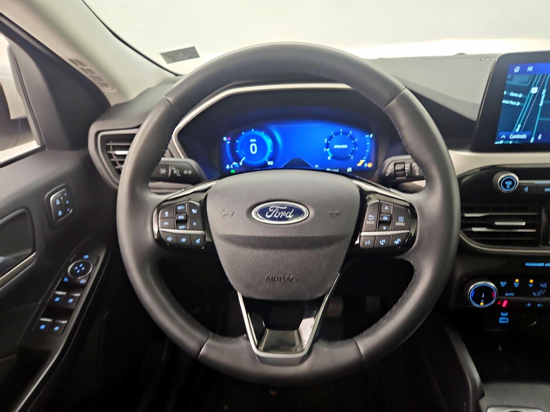 Thumbnail: 2022 Ford Escape - 10