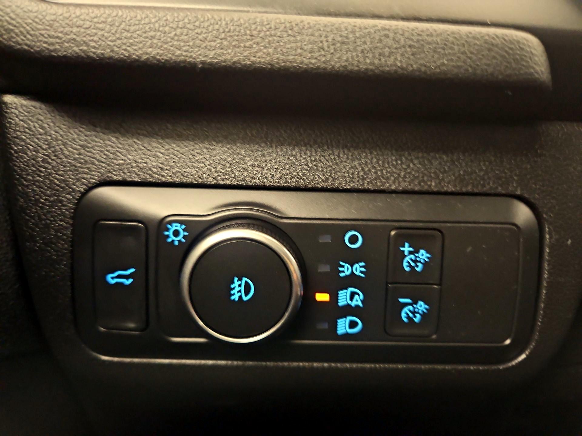 Thumbnail: 2022 Ford Escape - 13