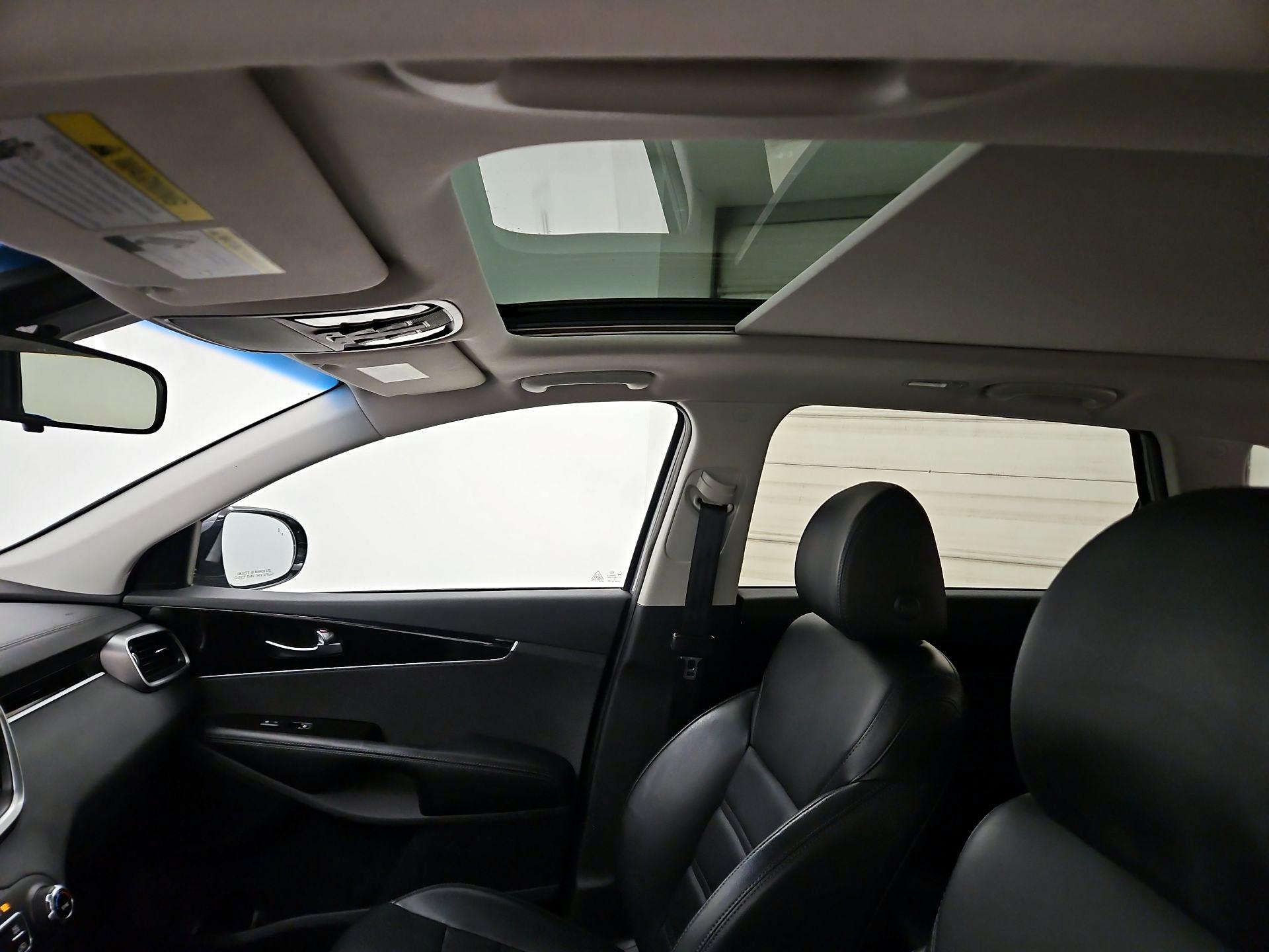 Thumbnail: 2020 Kia Sorento - 19