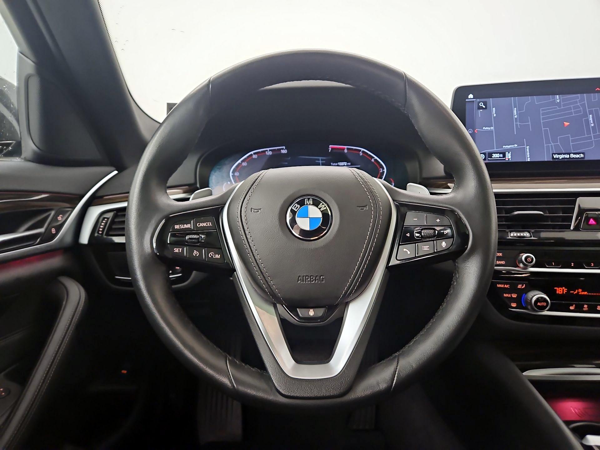 Thumbnail: 2022 BMW 5 Series - 10