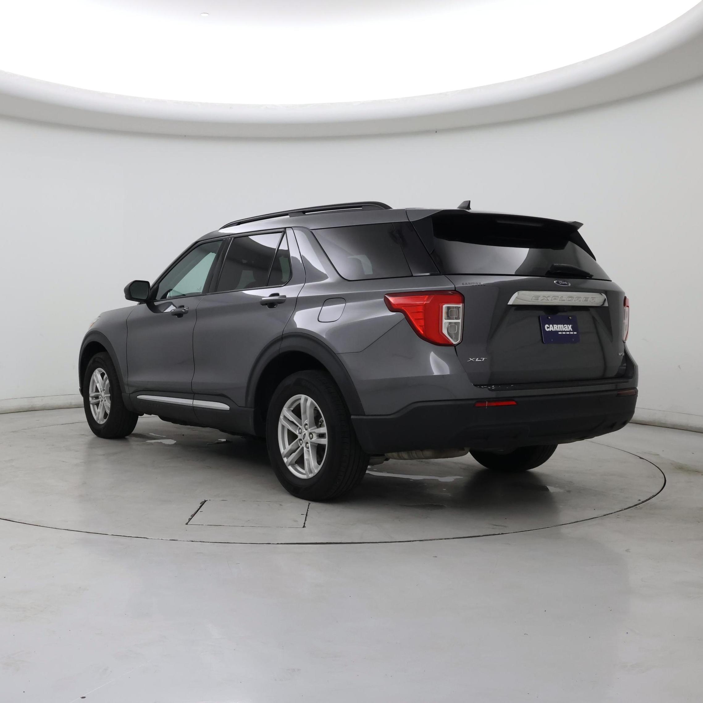 Thumbnail: 2022 Ford Explorer - 2