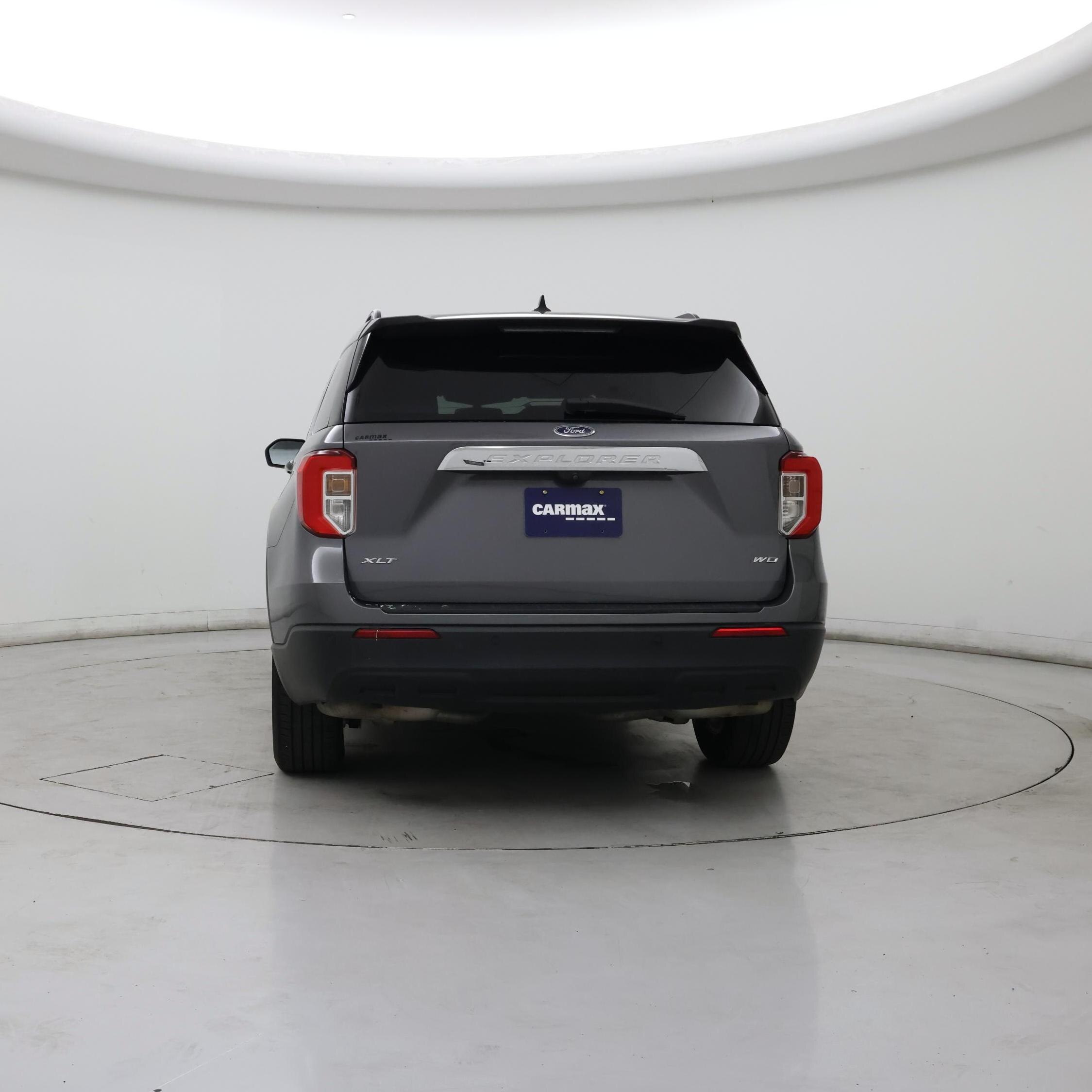 Thumbnail: 2022 Ford Explorer - 6