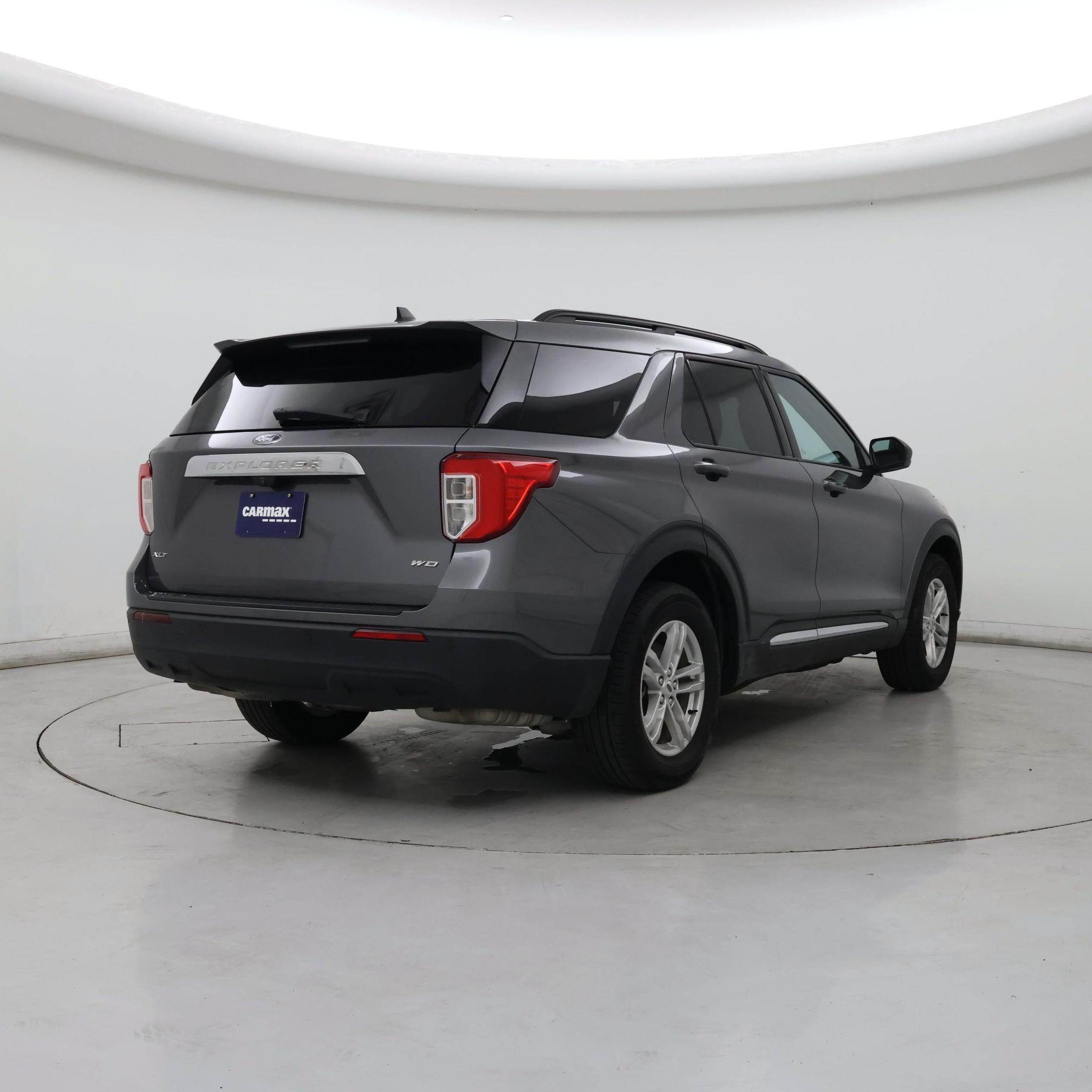 Thumbnail: 2022 Ford Explorer - 8