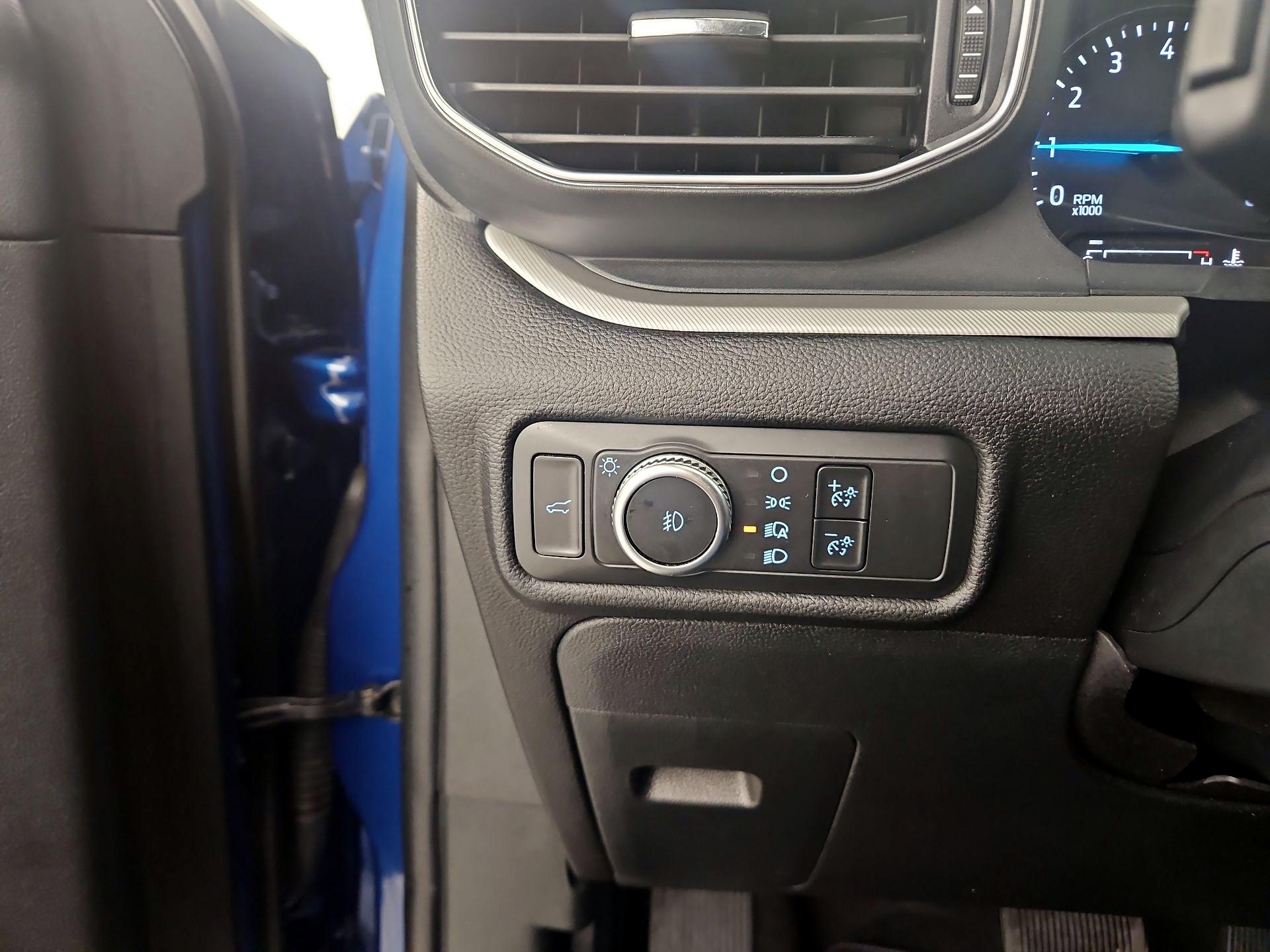 Thumbnail: 2022 Ford Explorer - 13