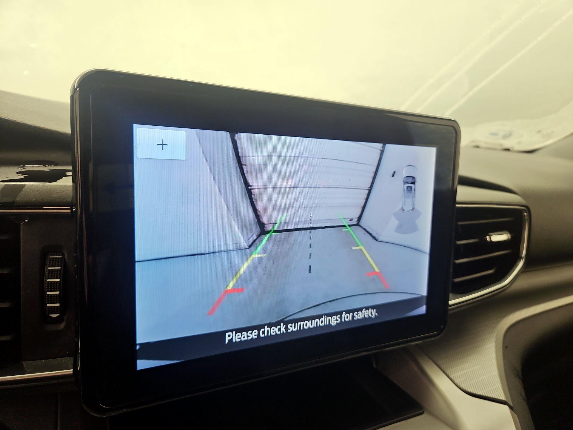 Thumbnail: 2022 Ford Explorer - 15