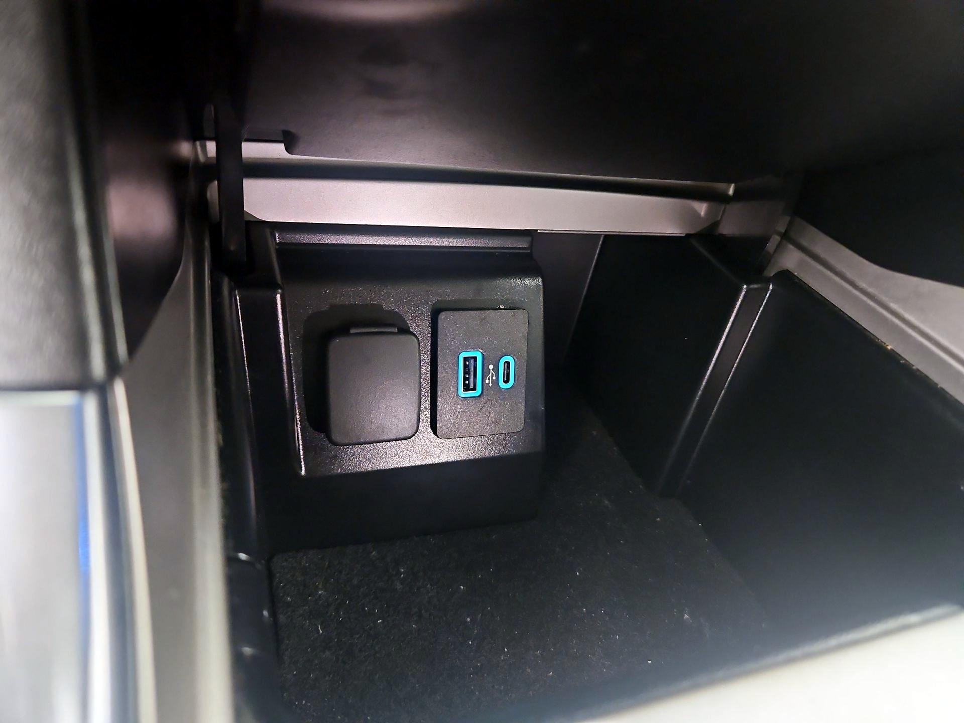 Thumbnail: 2022 Ford Explorer - 19