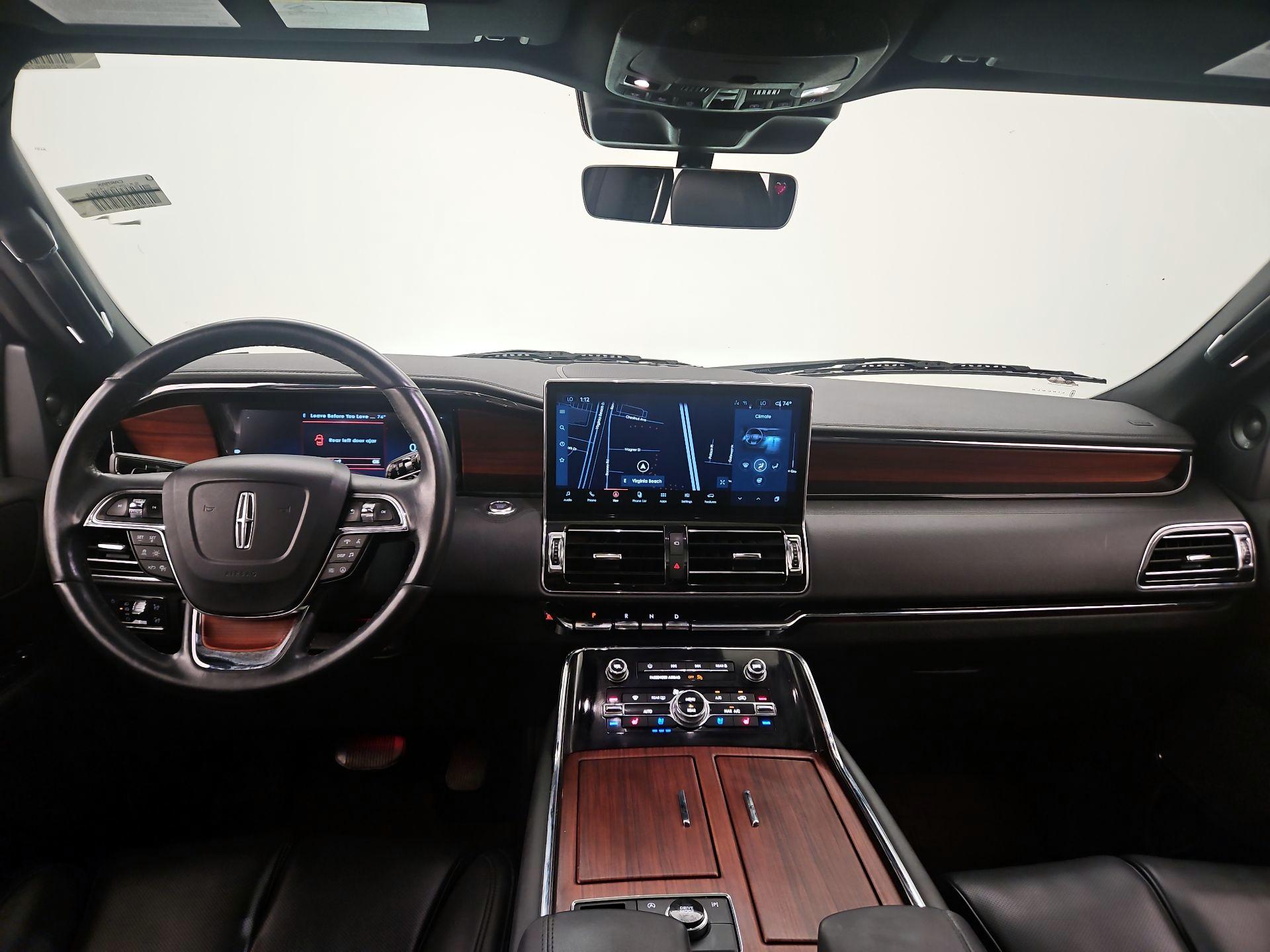 Thumbnail: 2022 Lincoln Navigator - 9