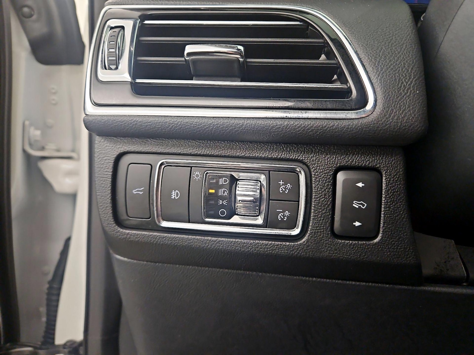 2022 Lincoln Navigator Base - Photo 14
