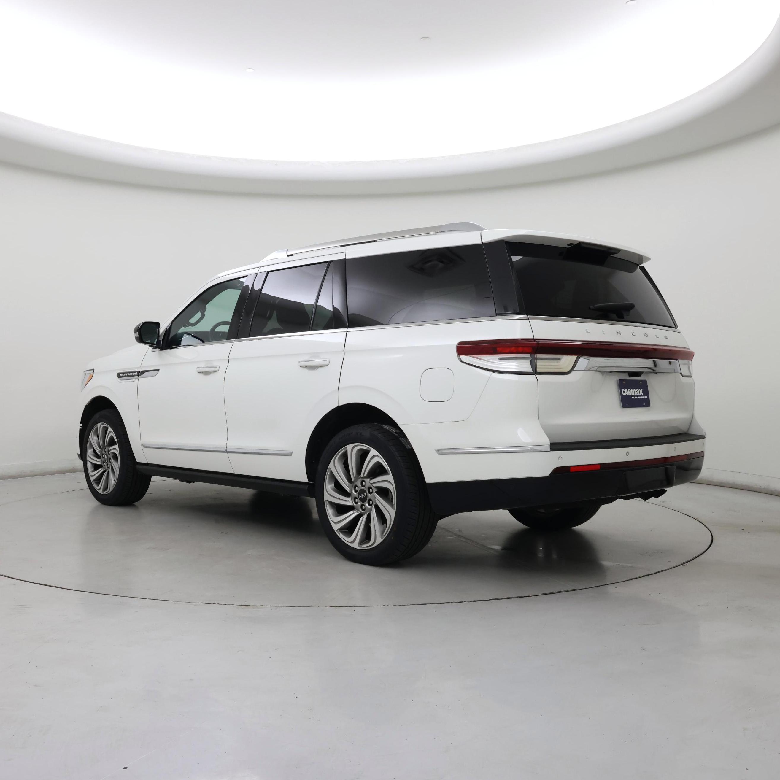 Thumbnail: 2022 Lincoln Navigator - 2