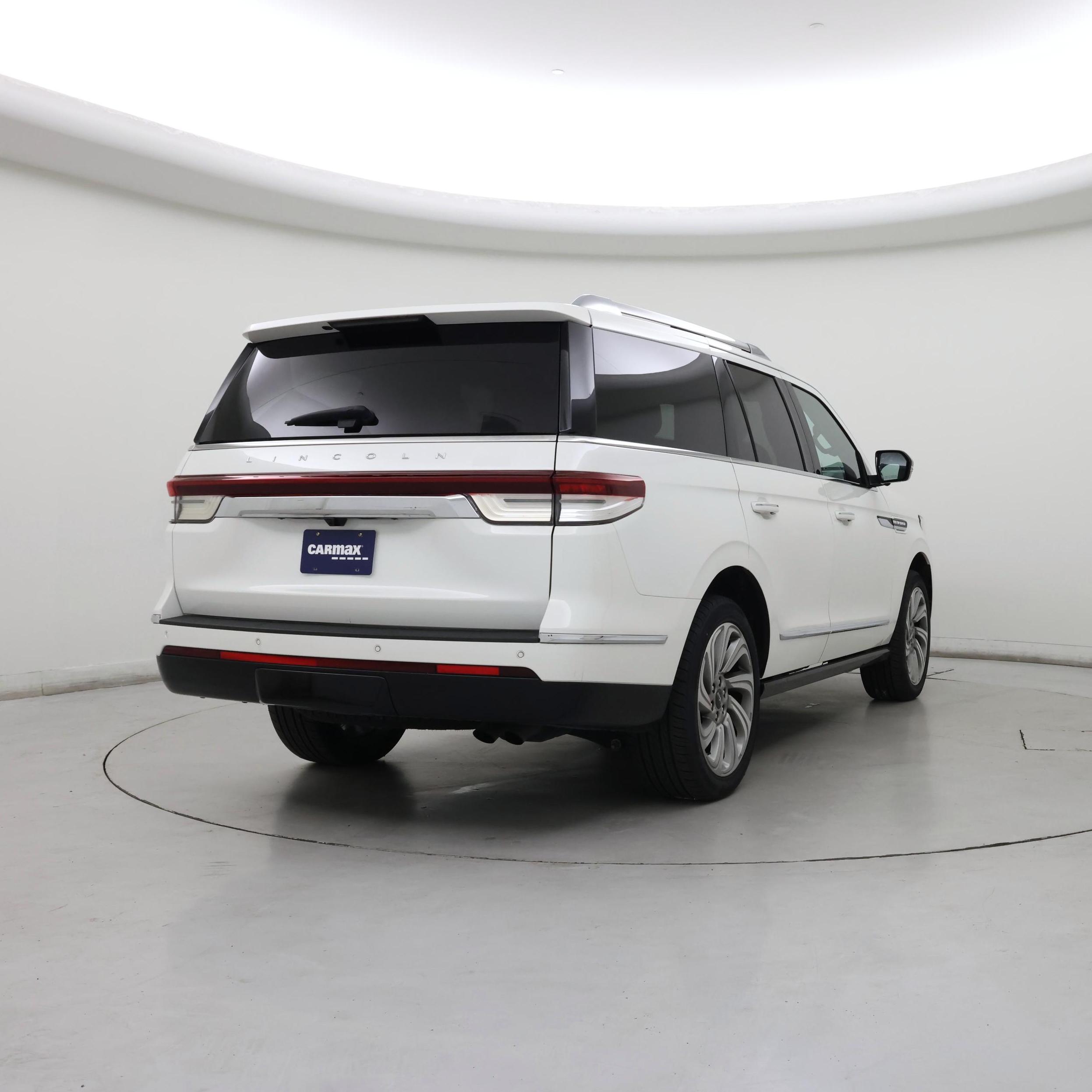 Thumbnail: 2022 Lincoln Navigator - 8