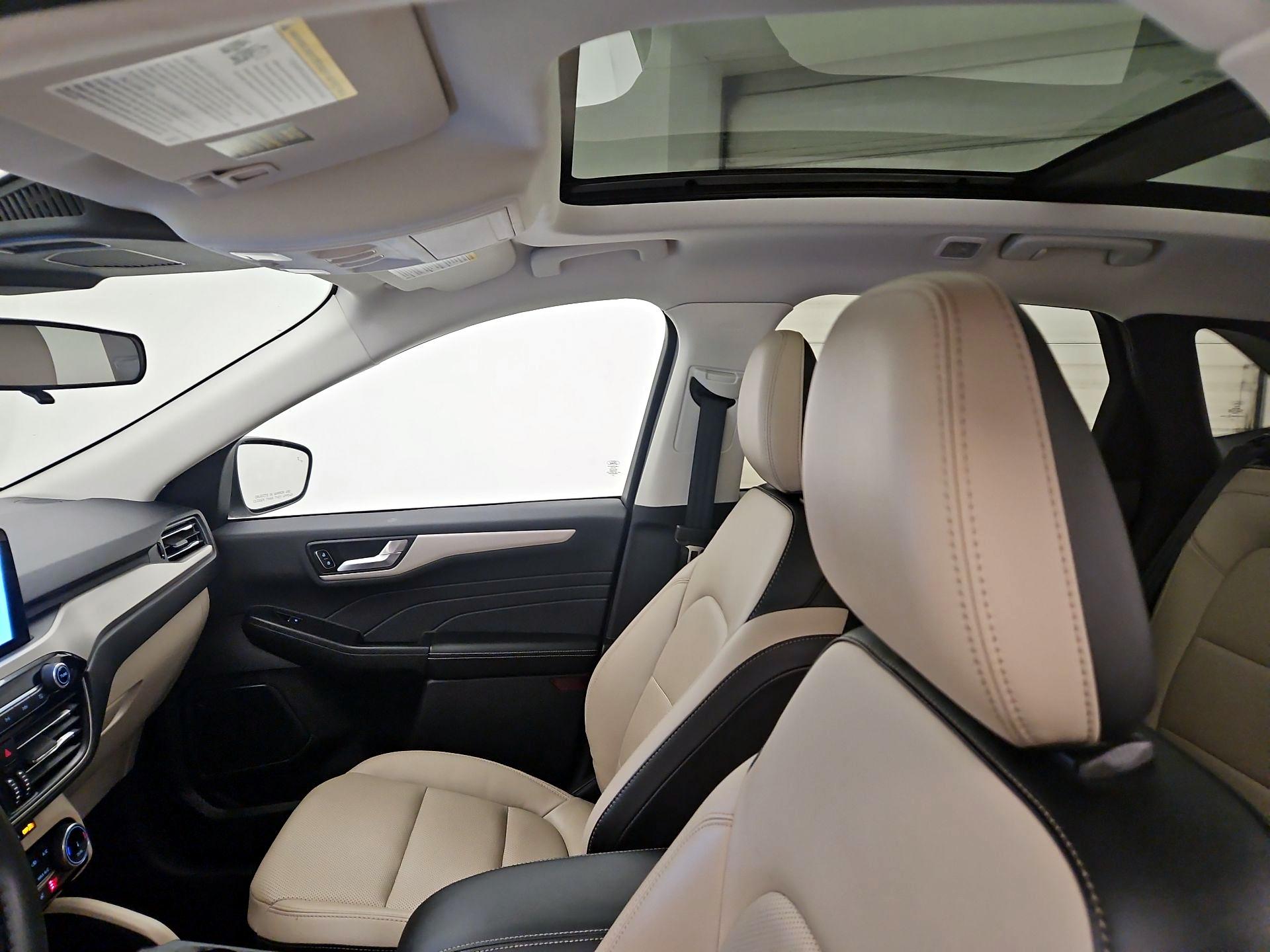 Thumbnail: 2022 Ford Escape - 20