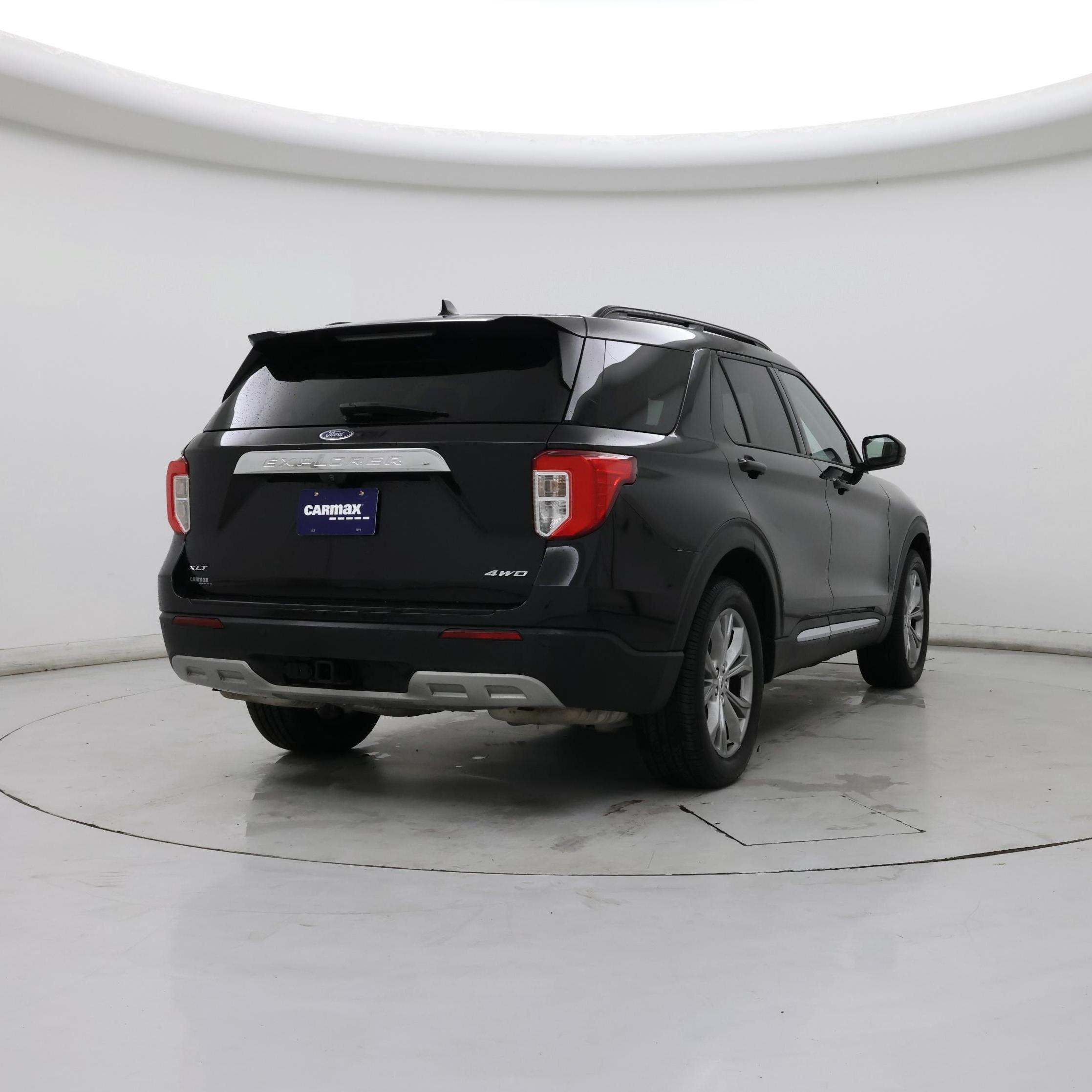 Thumbnail: 2022 Ford Explorer - 8