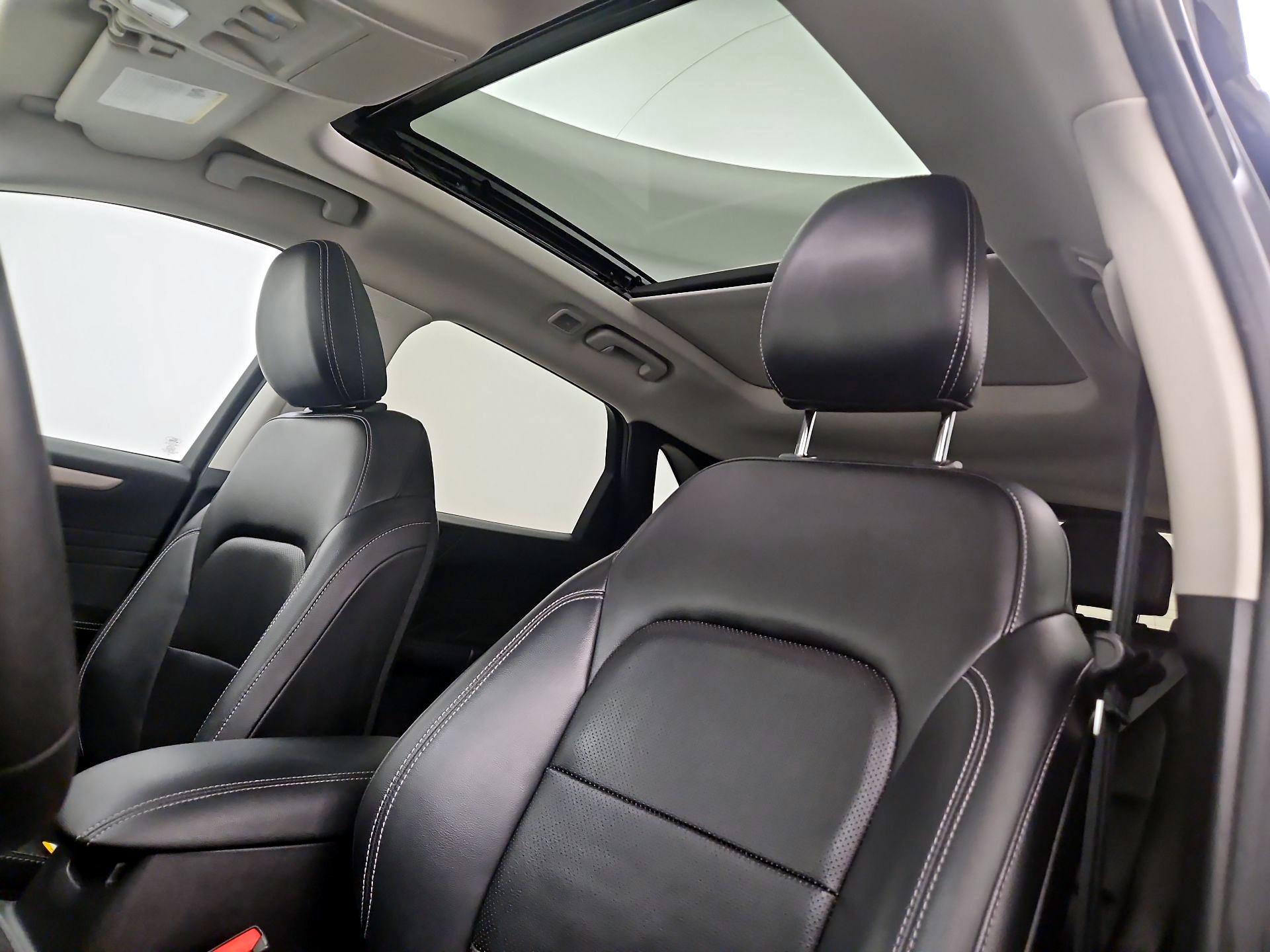 Thumbnail: 2022 Ford Escape - 20