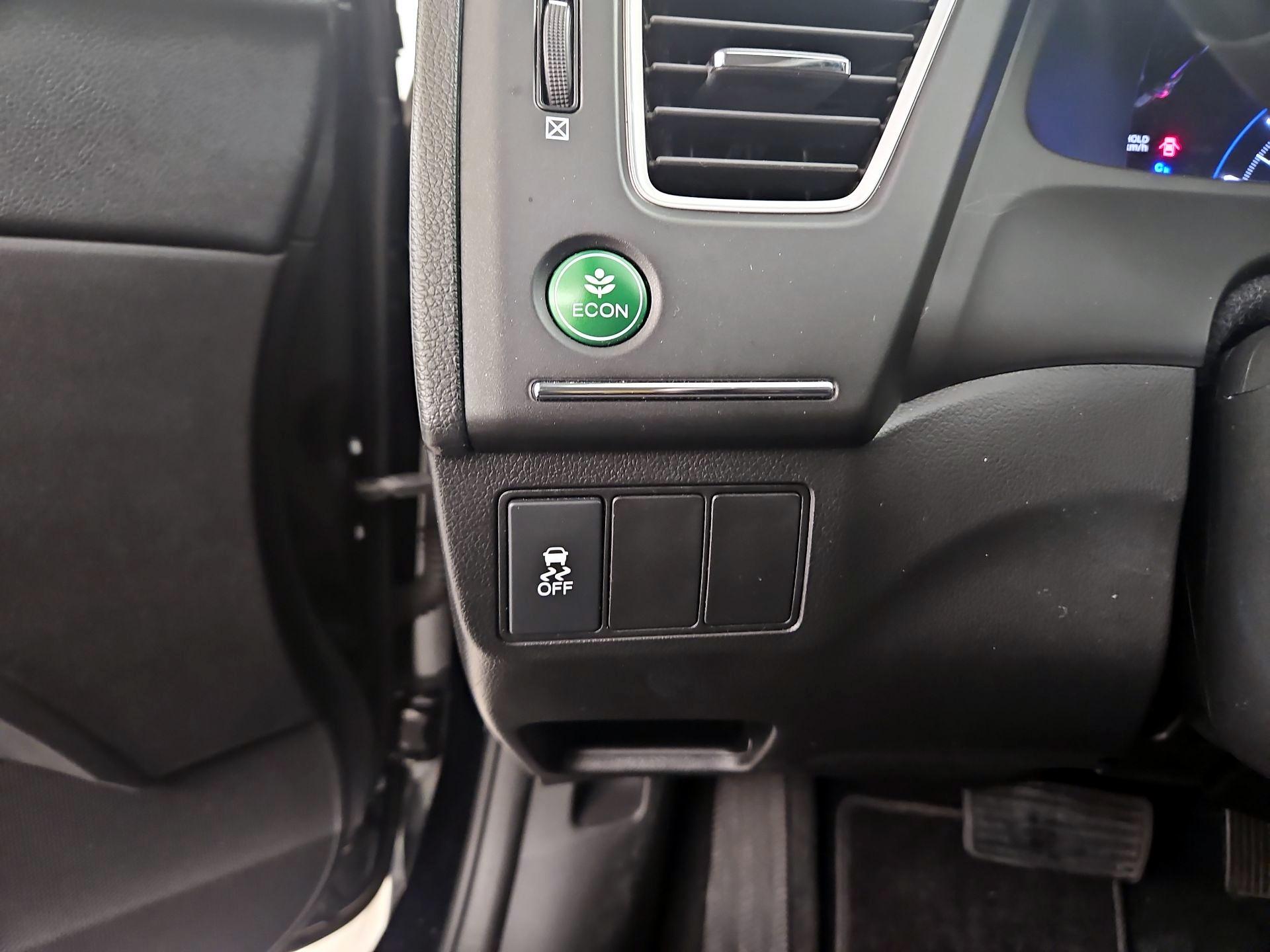 Thumbnail: 2015 Honda Civic - 13