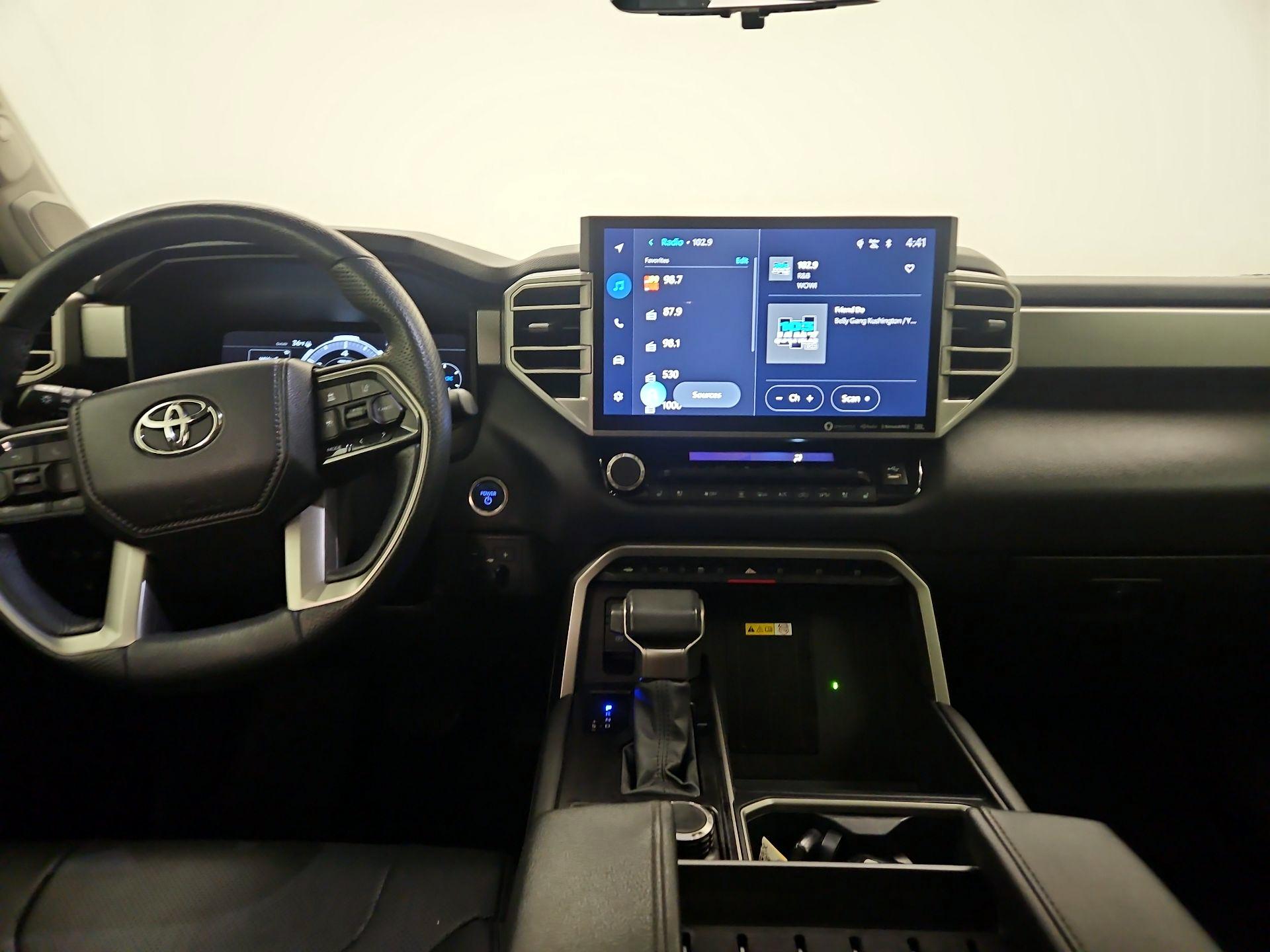 Thumbnail: 2023 Toyota Tundra - 9