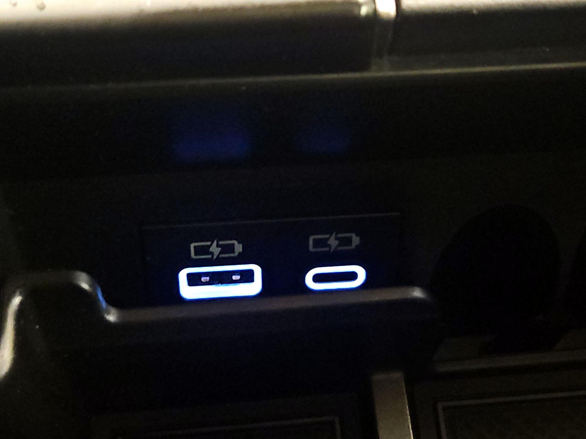 Thumbnail: 2023 Toyota Tundra - 18