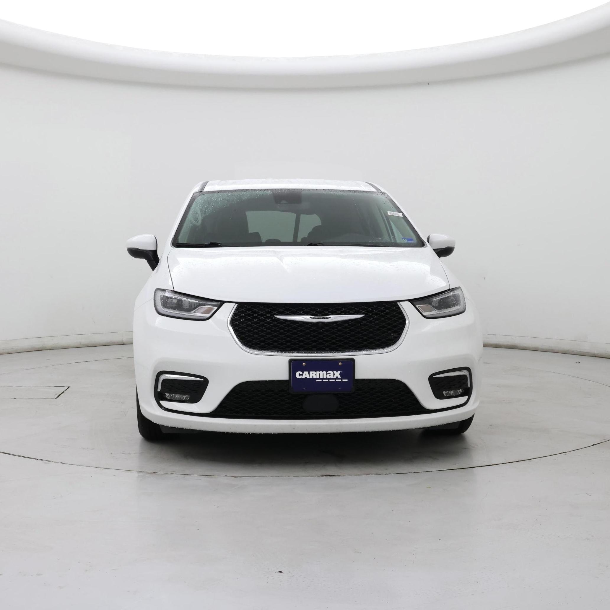 Thumbnail: 2023 Chrysler Pacifica - 5