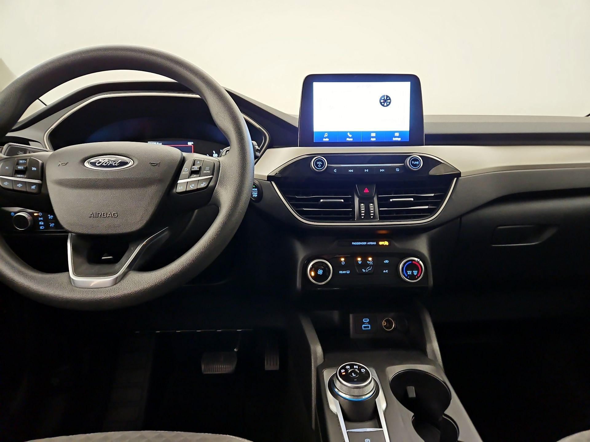 Thumbnail: 2022 Ford Escape - 9