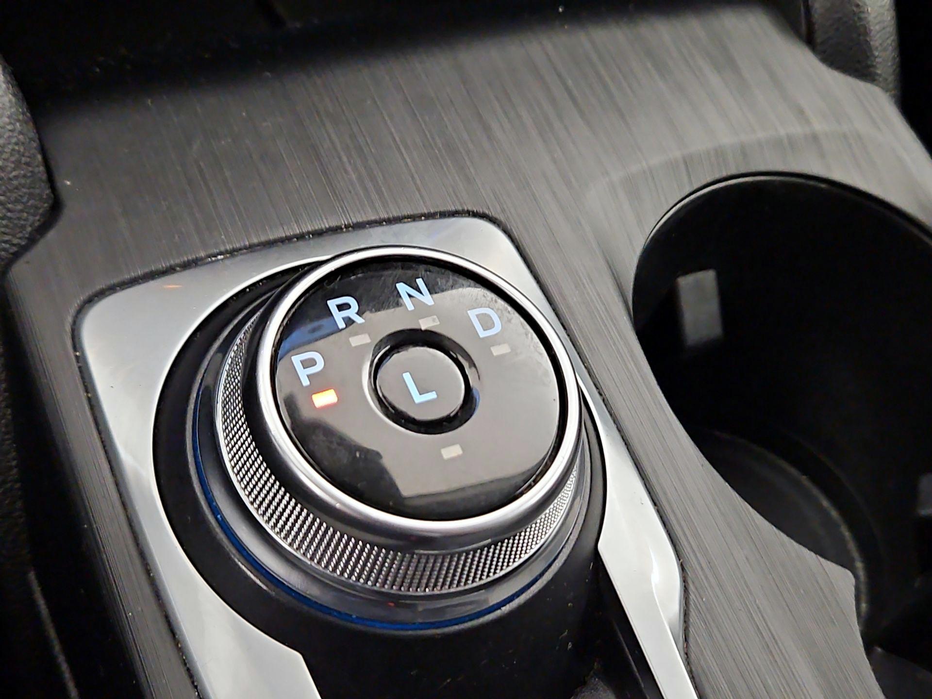 Thumbnail: 2022 Ford Escape - 17