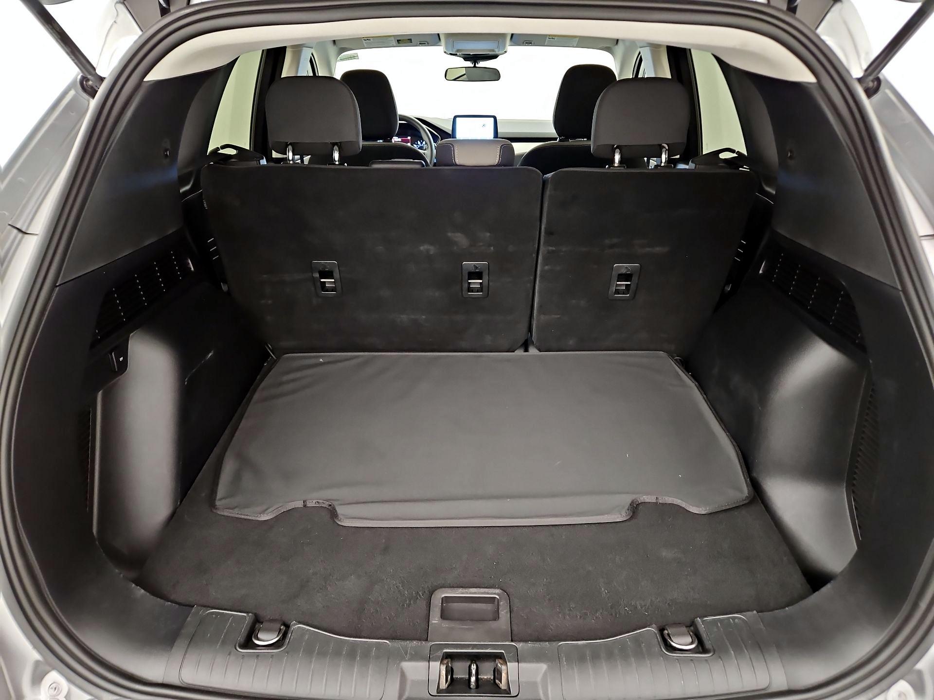 Thumbnail: 2022 Ford Escape - 20