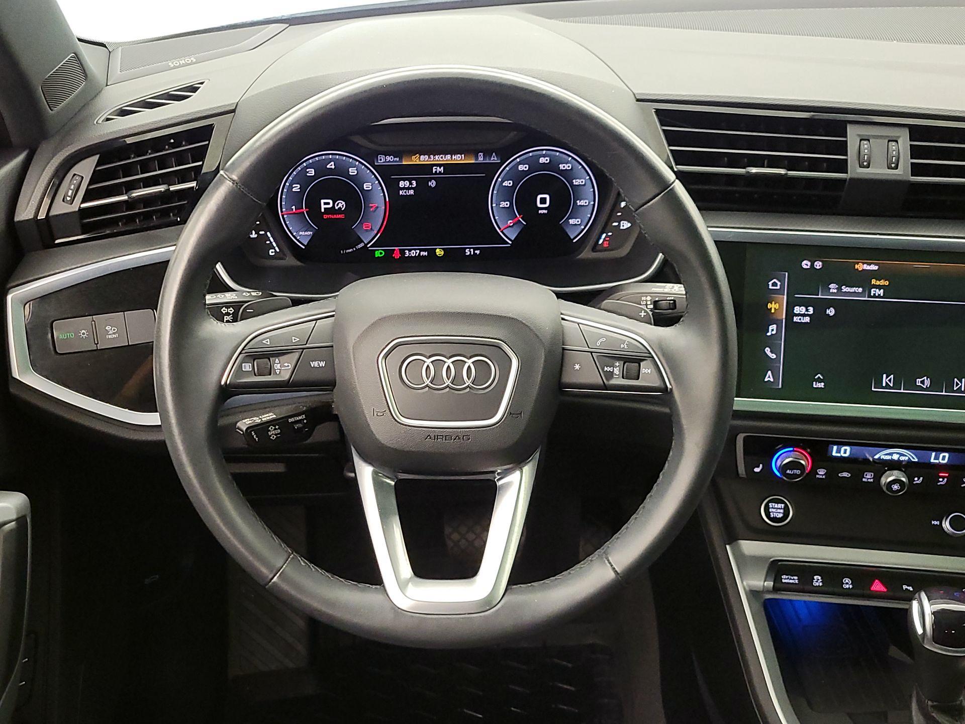 Thumbnail: 2023 Audi Q3 - 10