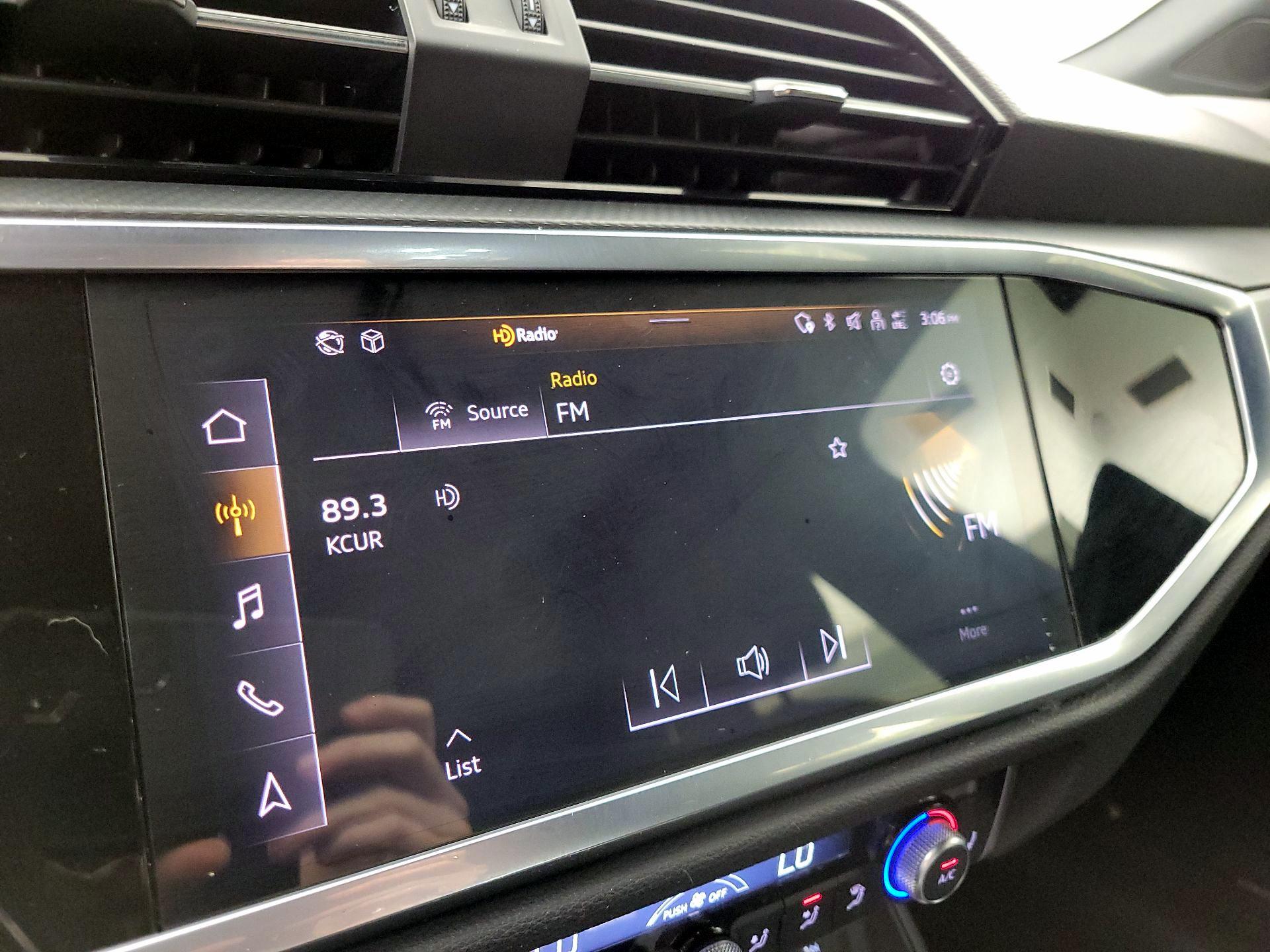 Thumbnail: 2023 Audi Q3 - 15