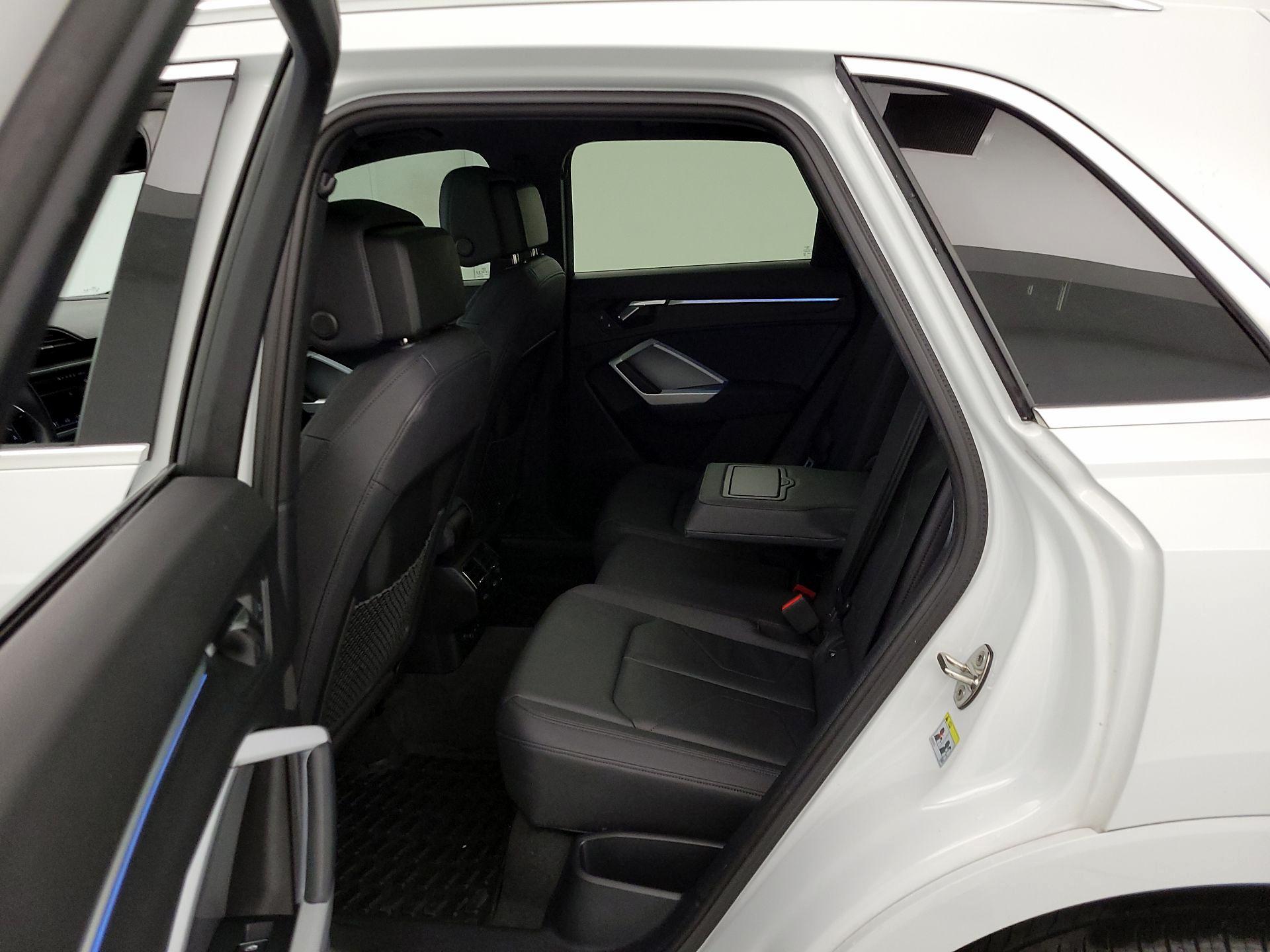 Thumbnail: 2023 Audi Q3 - 20