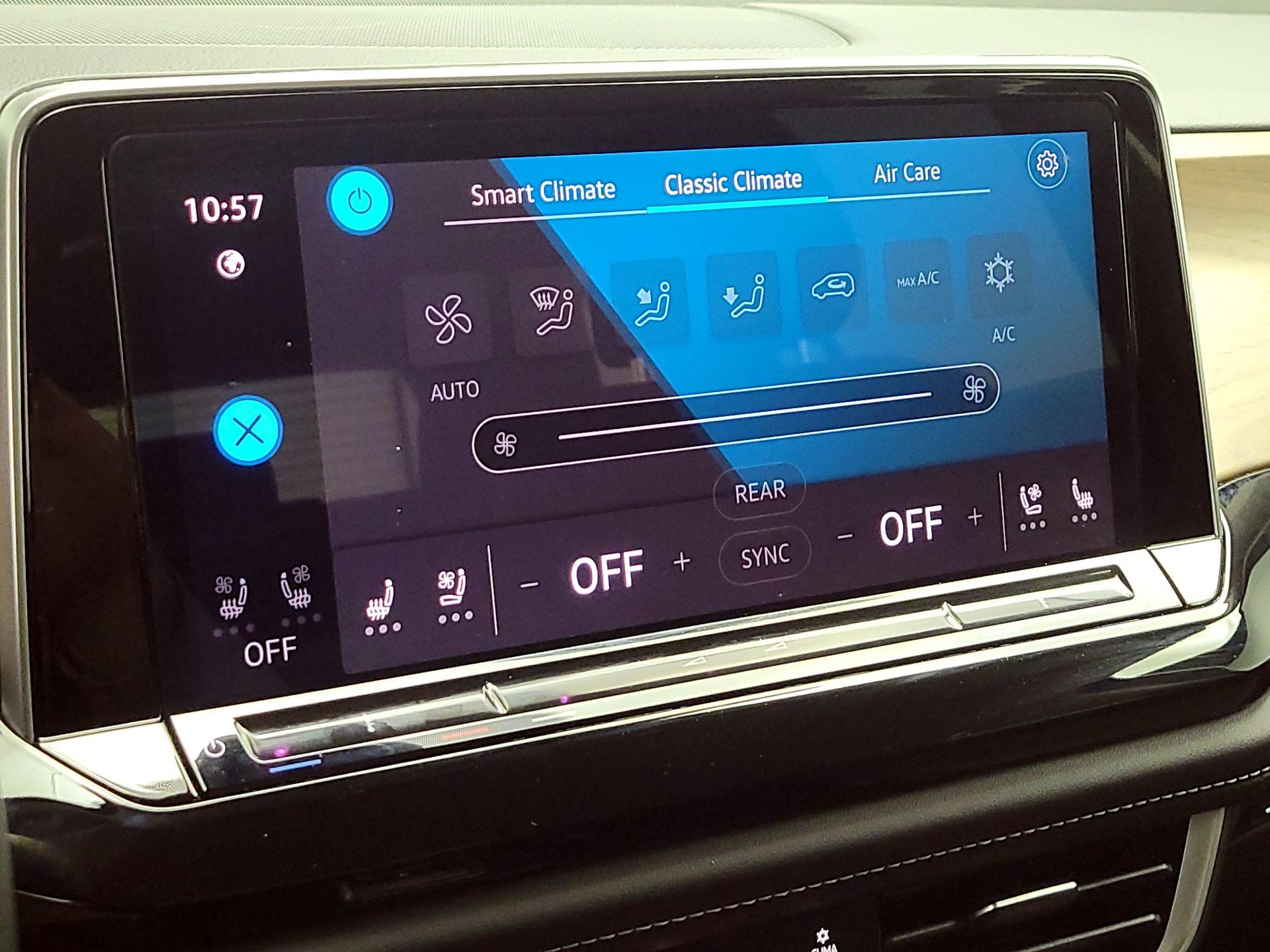 Thumbnail: 2024 Volkswagen Atlas - 16