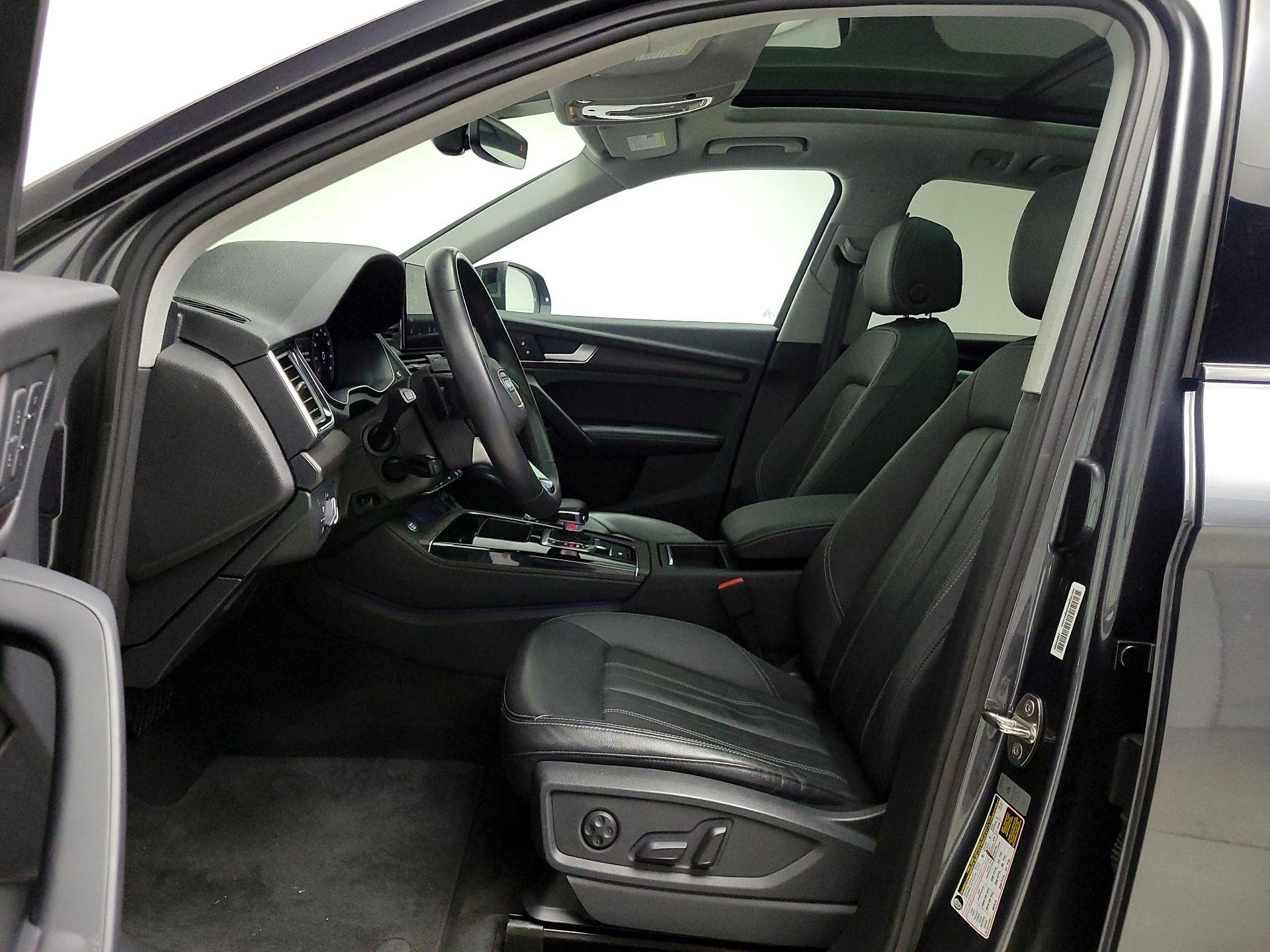 Thumbnail: 2022 Audi Q5 - 11