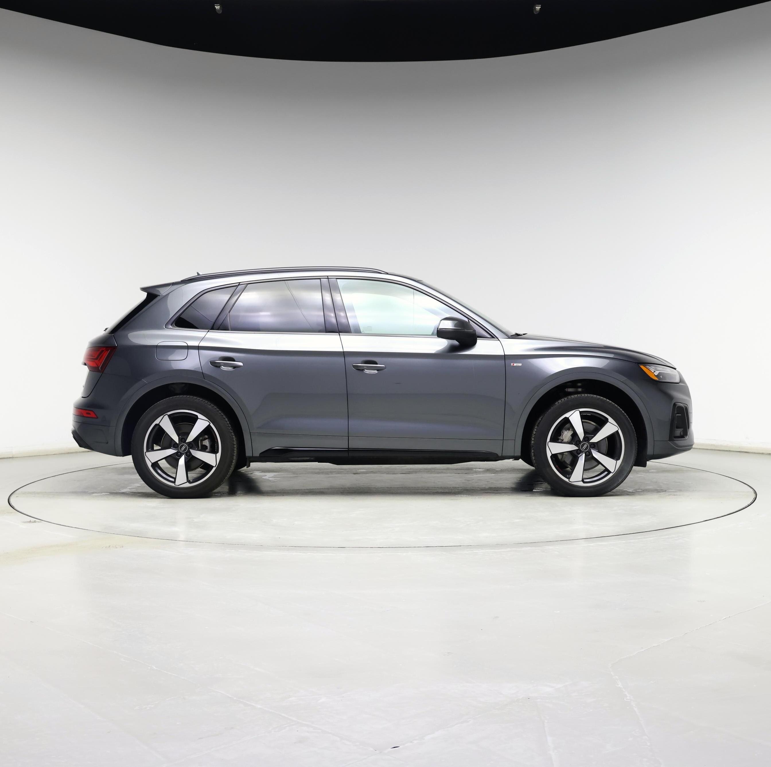 Thumbnail: 2022 Audi Q5 - 7