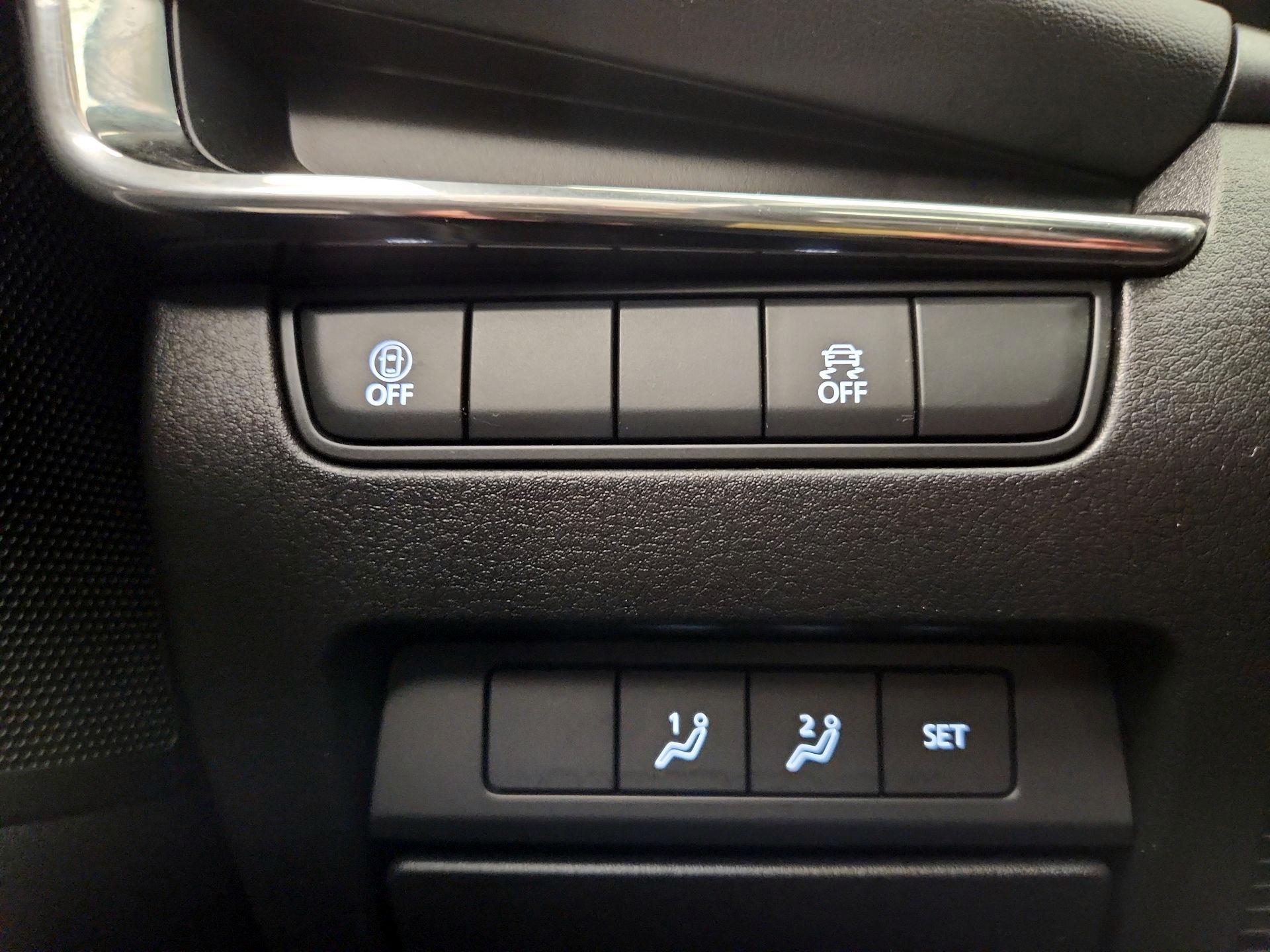 Thumbnail: 2023 Mazda Mazda3 - 13