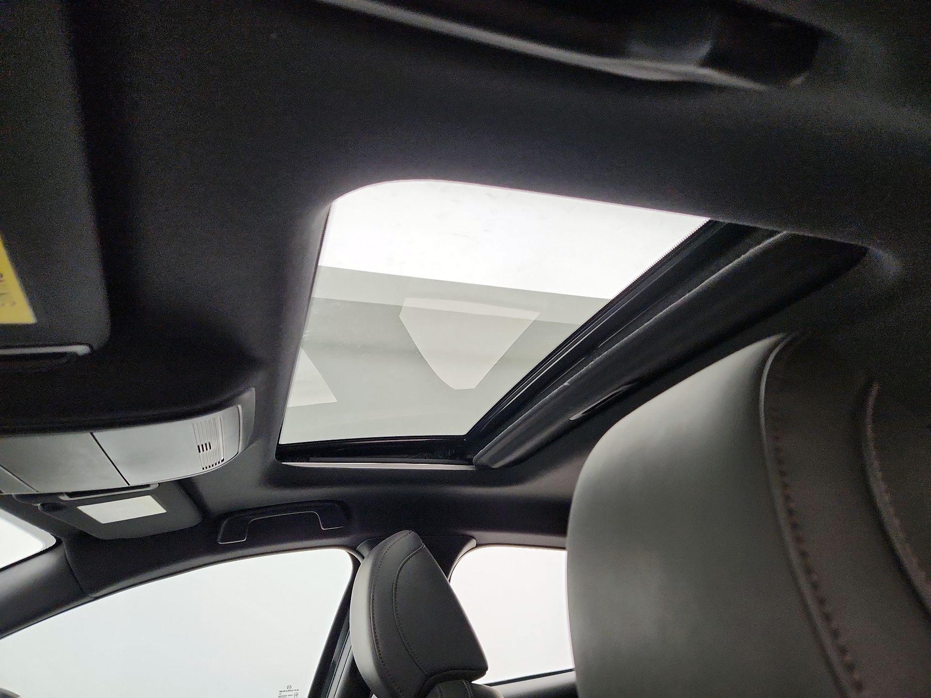 Thumbnail: 2023 Mazda Mazda3 - 19