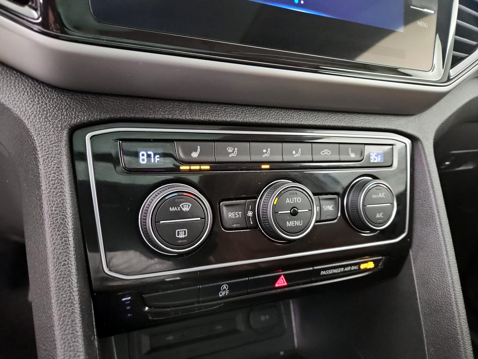 Thumbnail: 2023 Volkswagen Atlas - 16