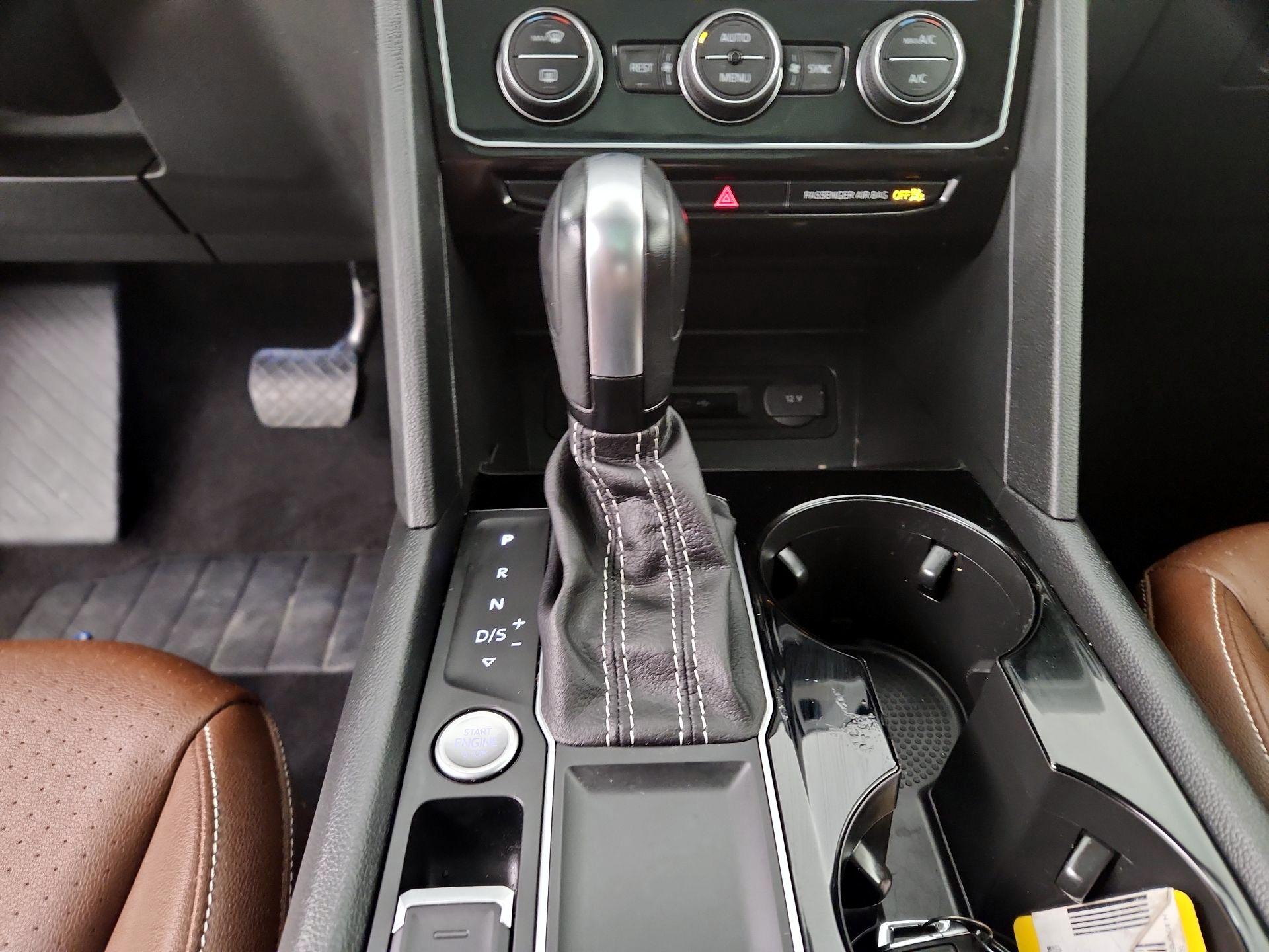 Thumbnail: 2023 Volkswagen Atlas - 17