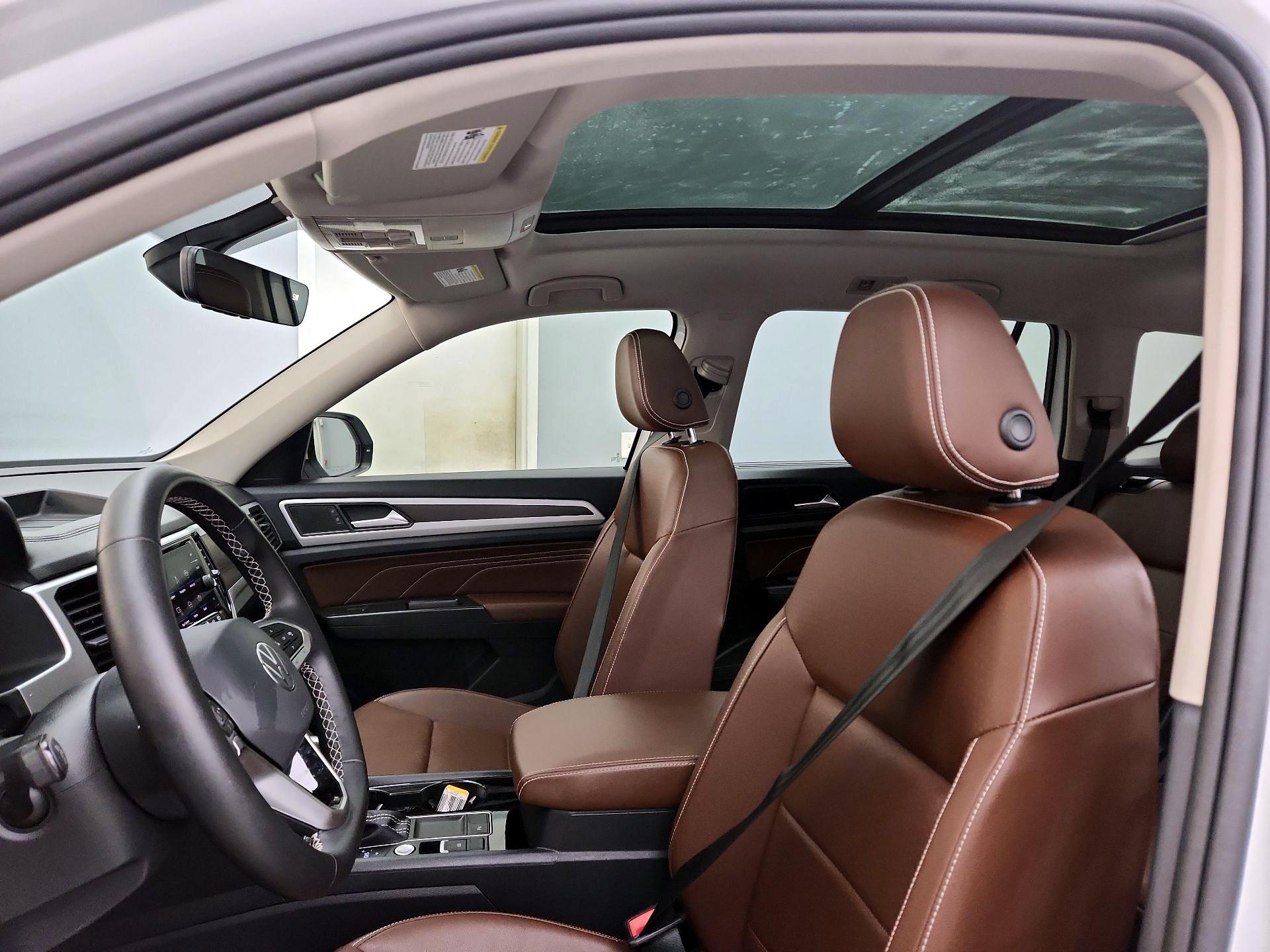 Thumbnail: 2023 Volkswagen Atlas - 19