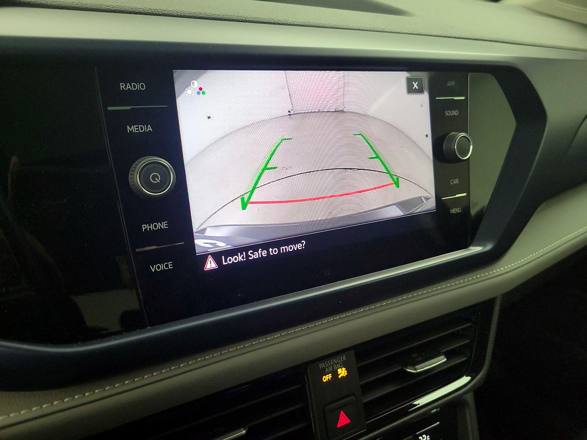 Thumbnail: 2024 Volkswagen Taos - 14