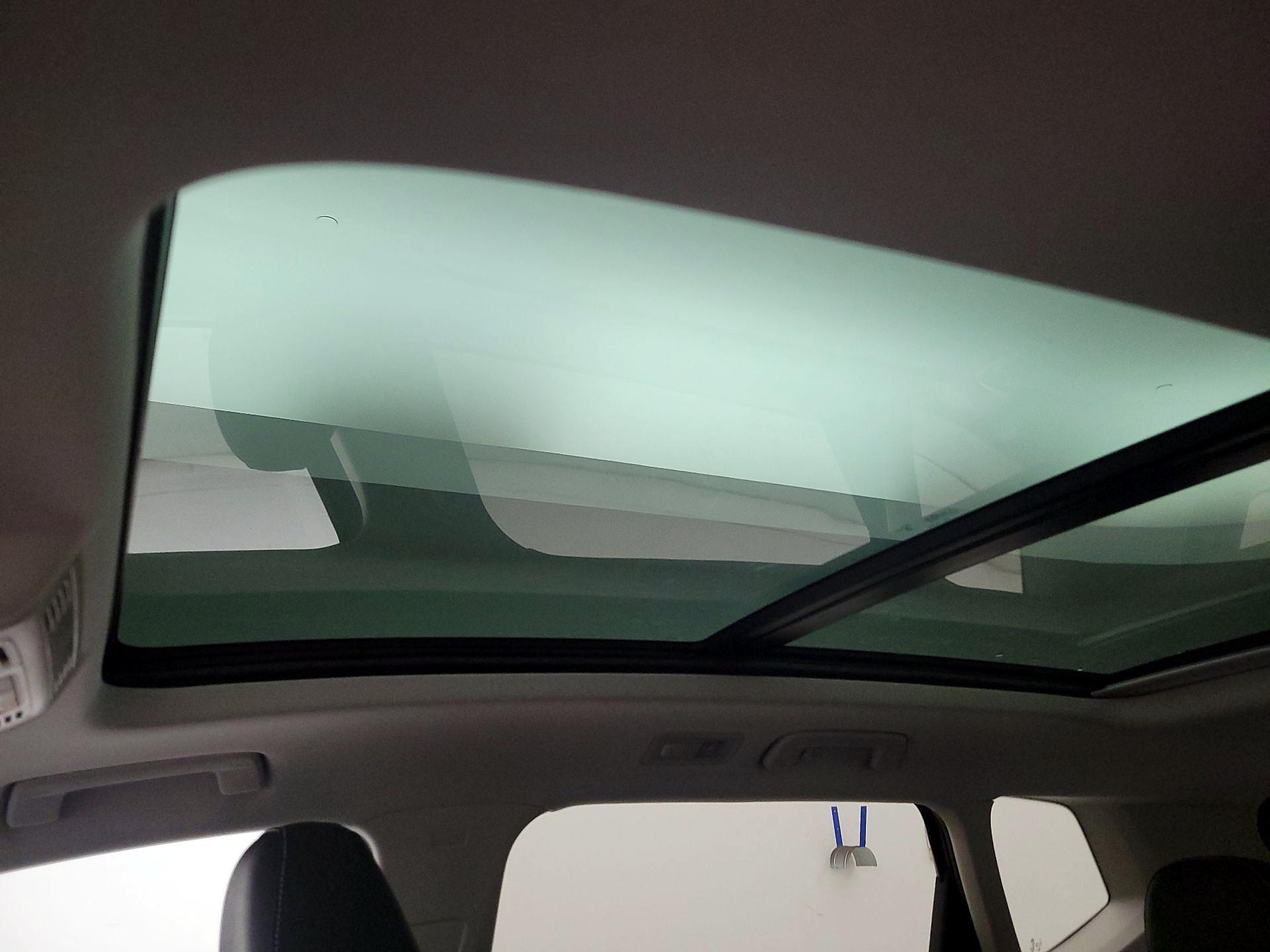 Thumbnail: 2024 Volkswagen Taos - 18