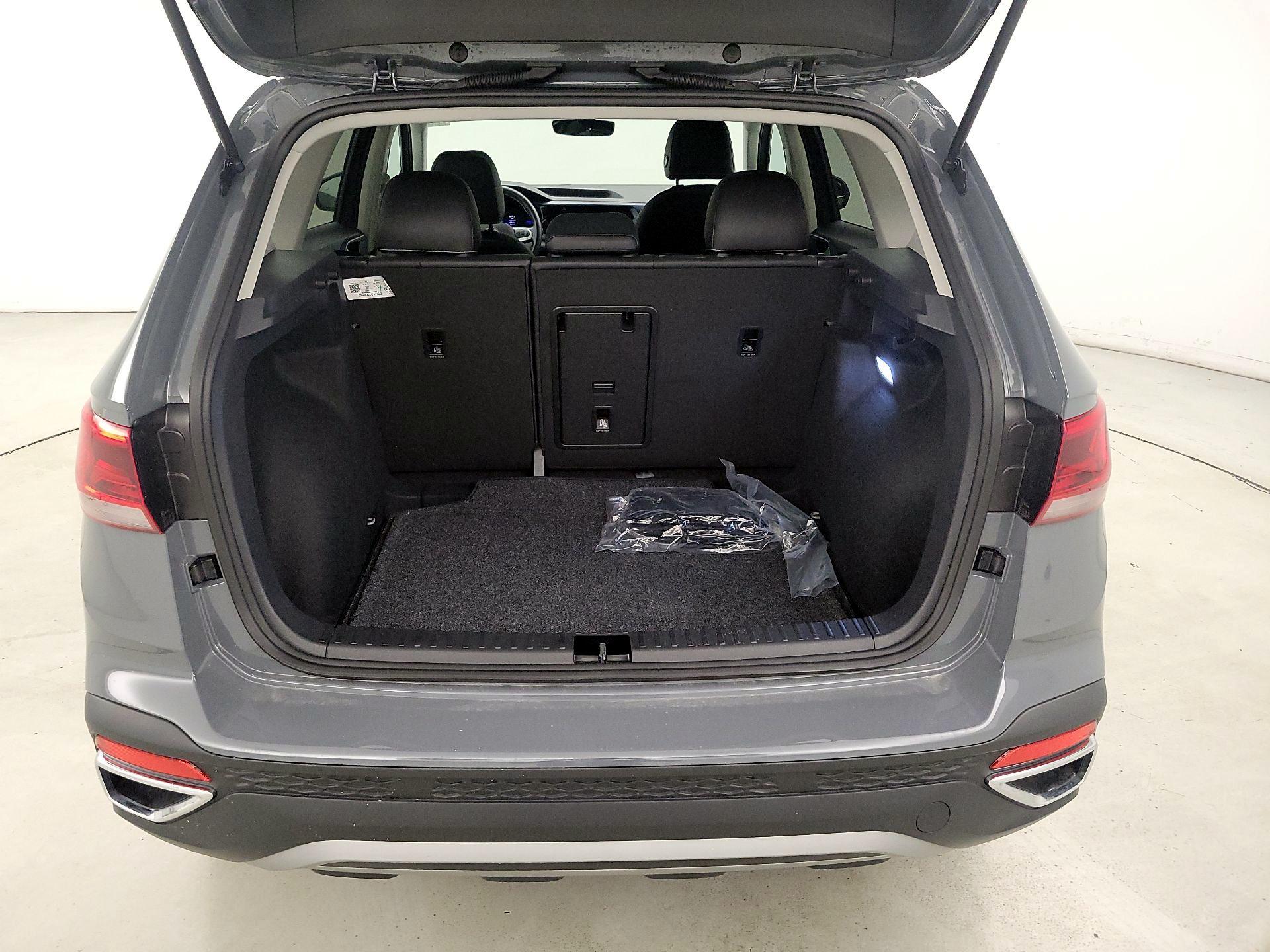 Thumbnail: 2024 Volkswagen Taos - 20