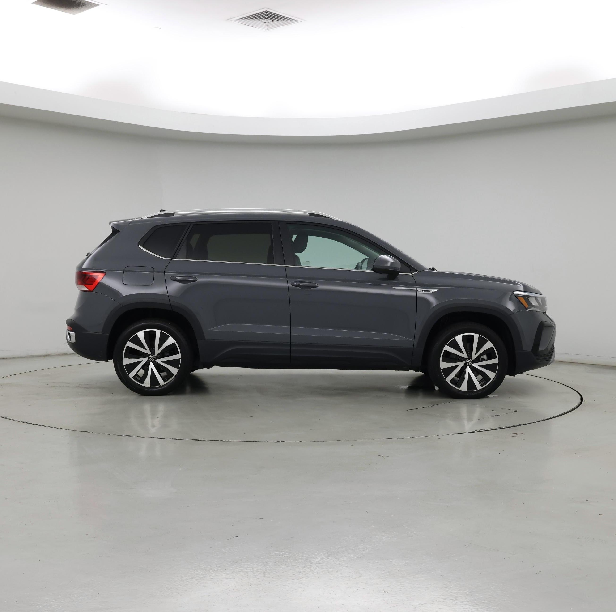 Thumbnail: 2024 Volkswagen Taos - 7