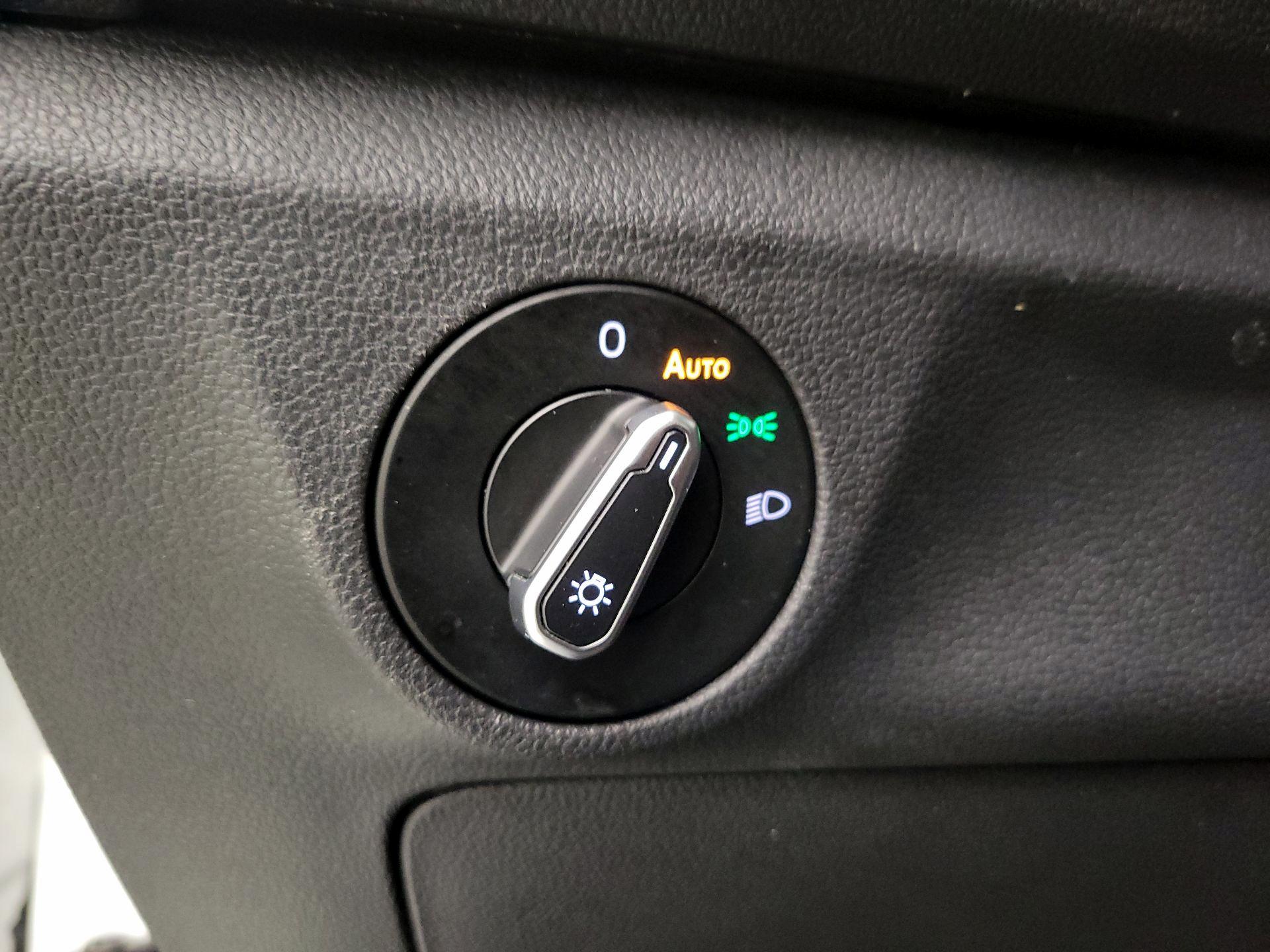 Thumbnail: 2024 Volkswagen Jetta - 13