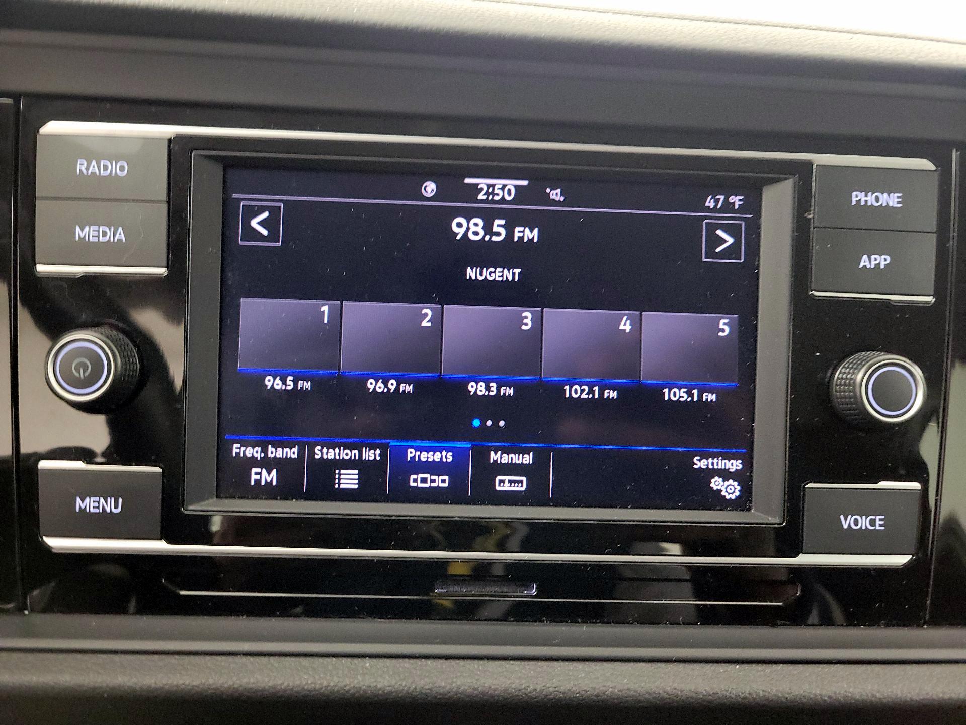 Thumbnail: 2024 Volkswagen Jetta - 15