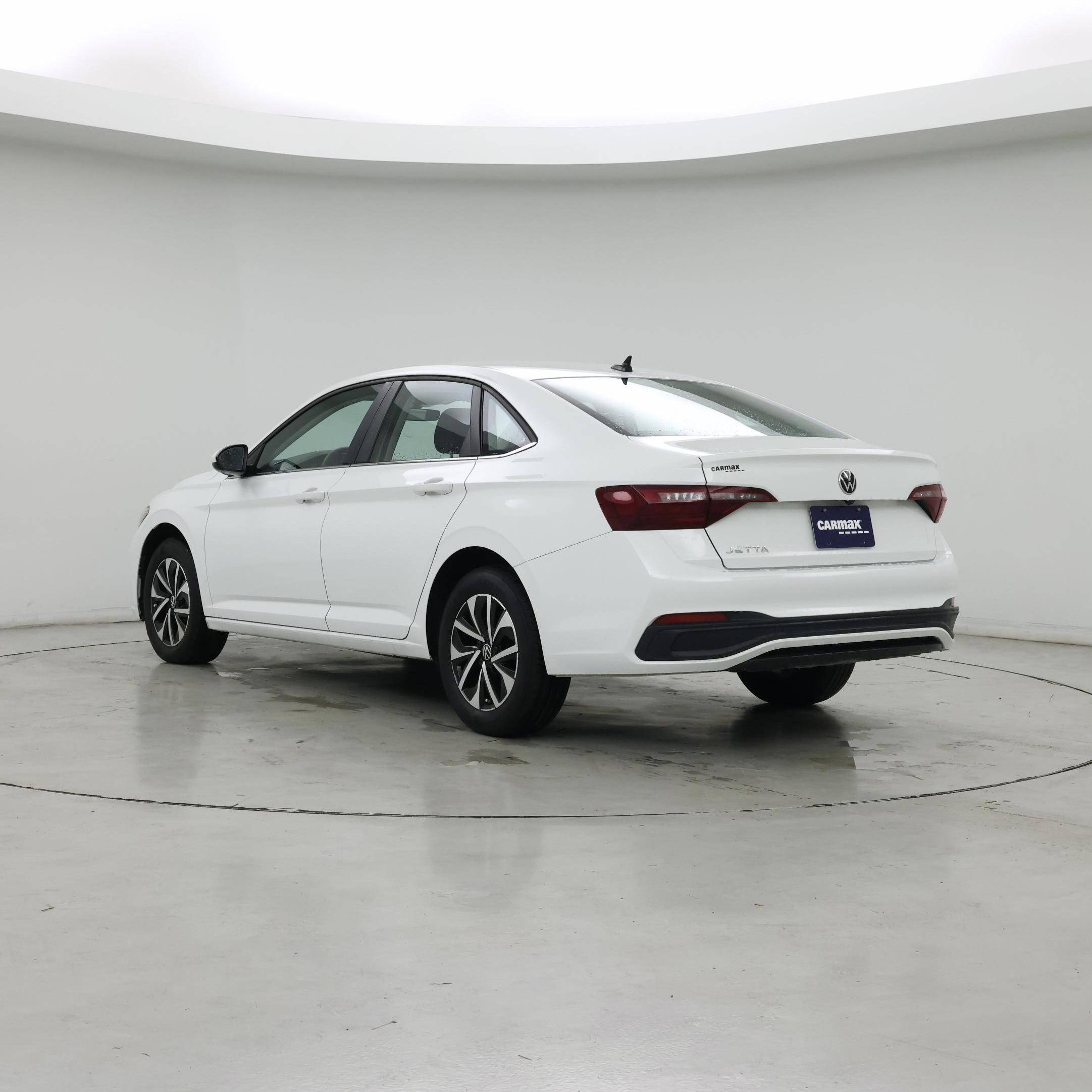 Thumbnail: 2024 Volkswagen Jetta - 2