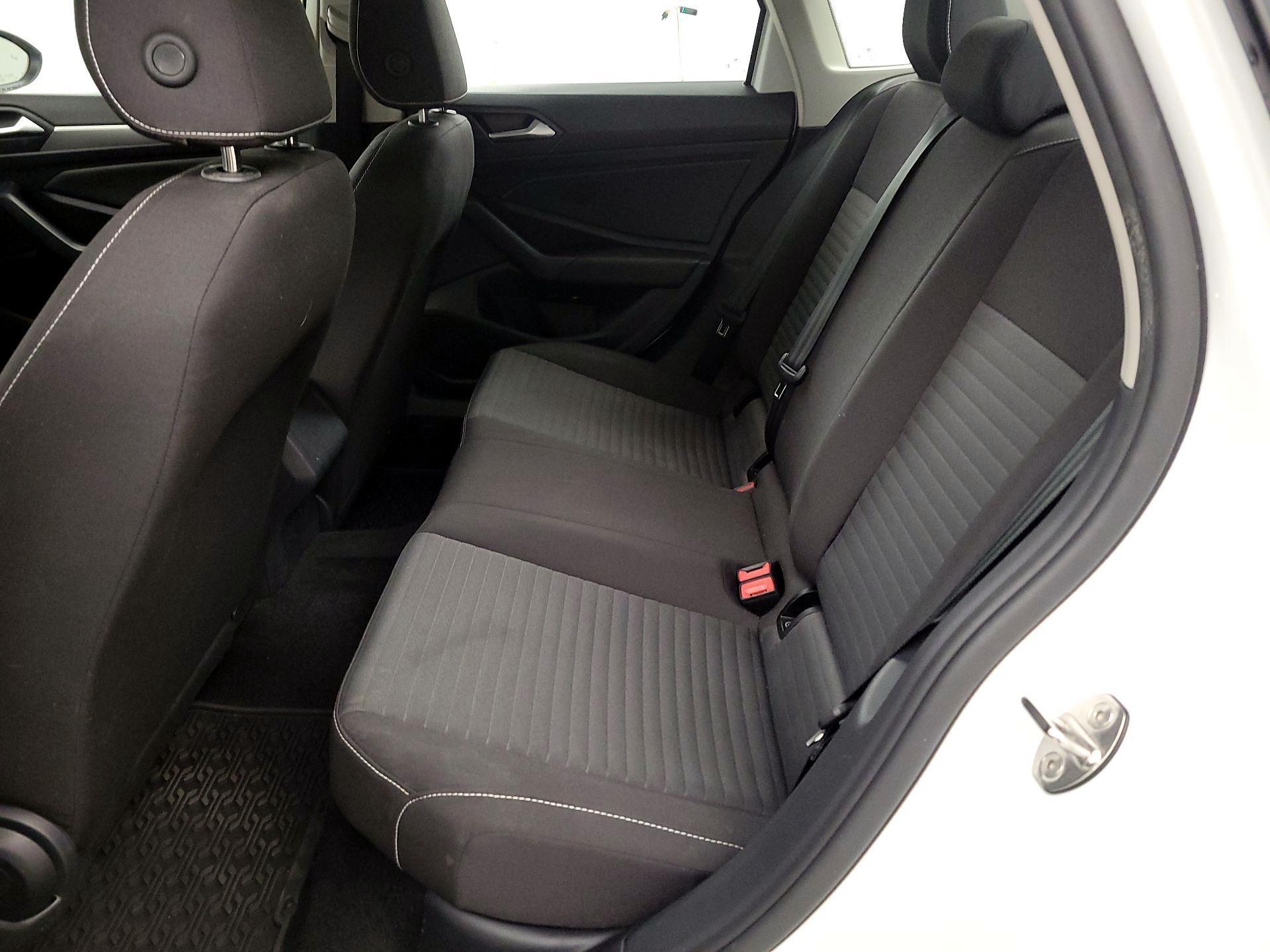 Thumbnail: 2024 Volkswagen Jetta - 19